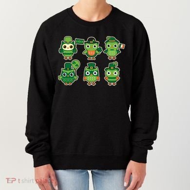 Cute St Patrick's Day Lucky Owls Women's Sweatshirt