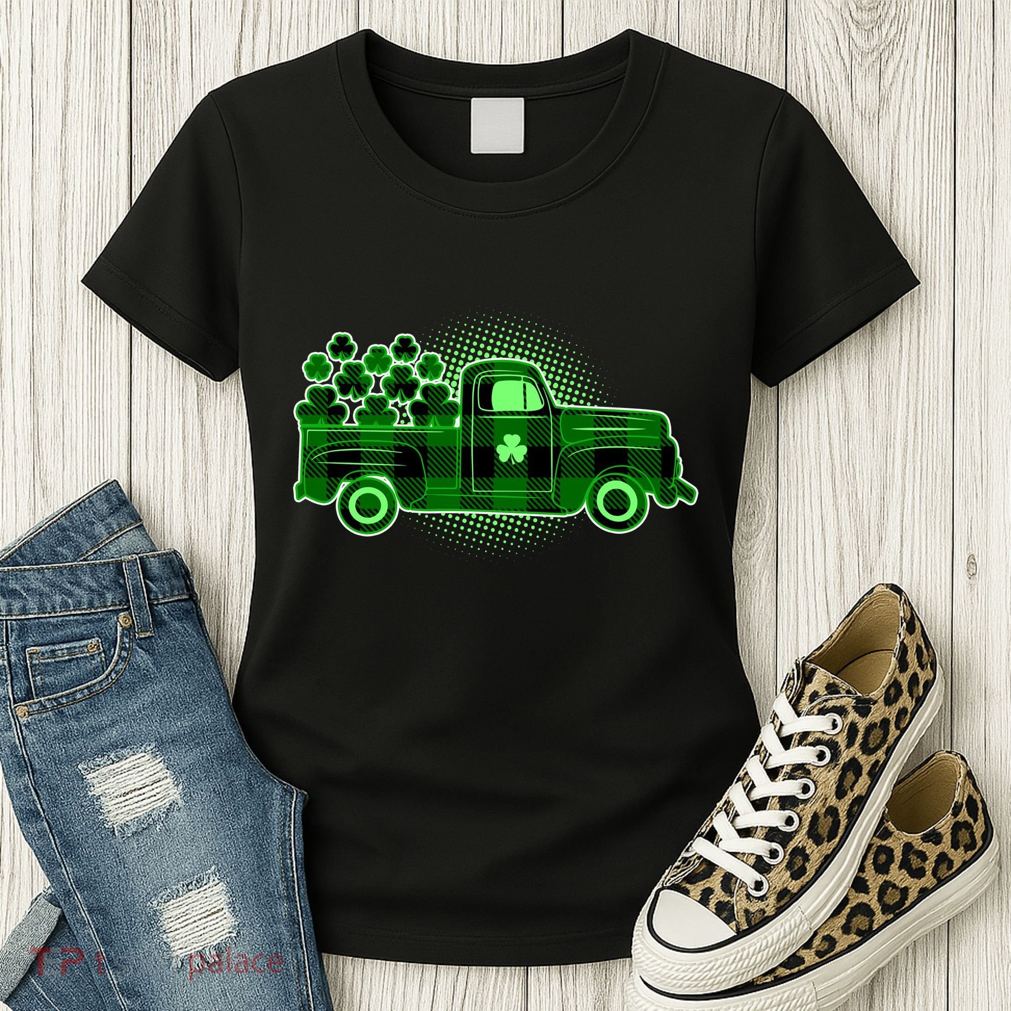 Cute St Patrick's Day Plaid Pick Up Truck Full Of Shamrocks Clovers Women's T-Shirt