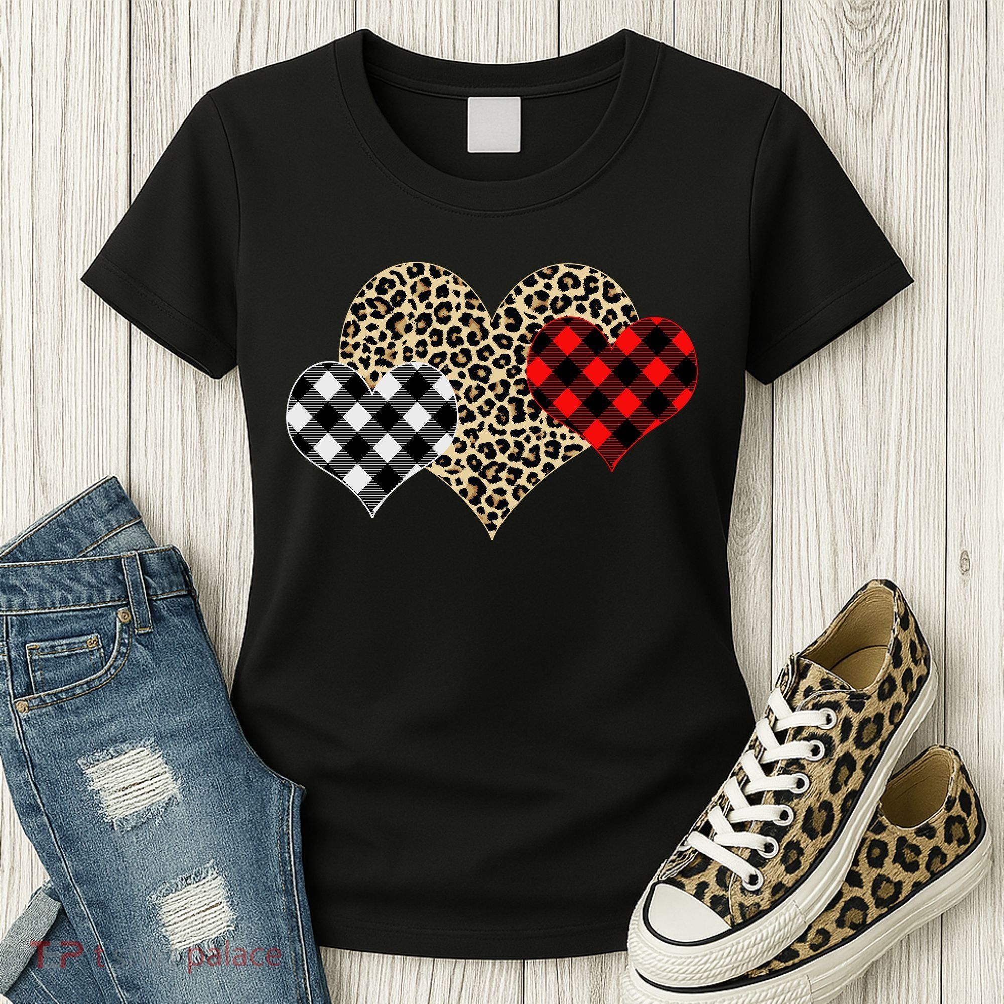 Cute Stylish Leopard Plaid Print Valentine Hearts Women's T-Shirt