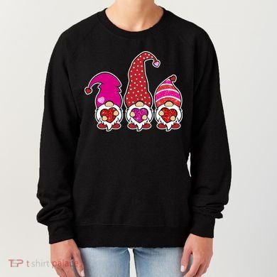 Cute Valentine's Day Gnomes Women's Sweatshirt
