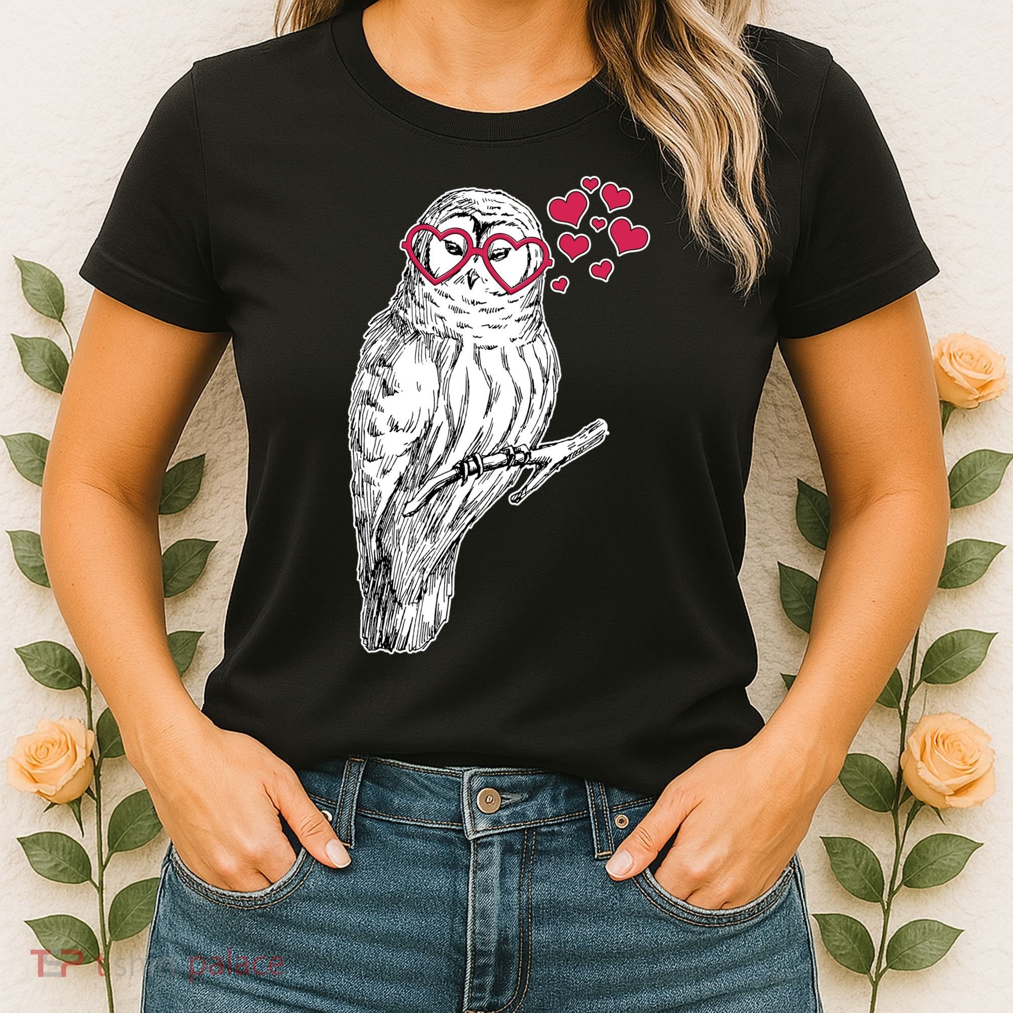 Cute Valentine's Day Heart Glasses Owl Love Women's T-Shirt