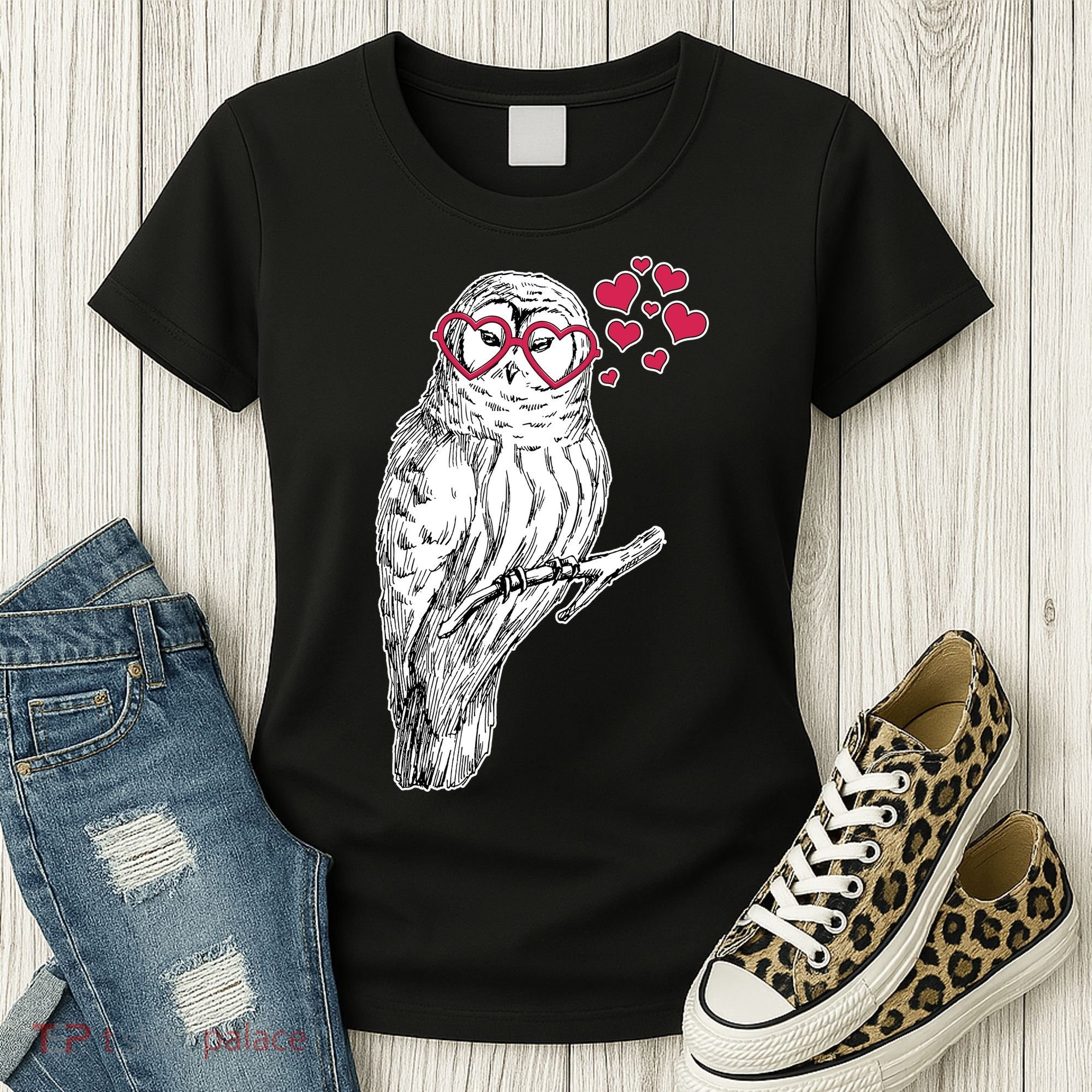 Cute Valentine's Day Heart Glasses Owl Love Women's T-Shirt