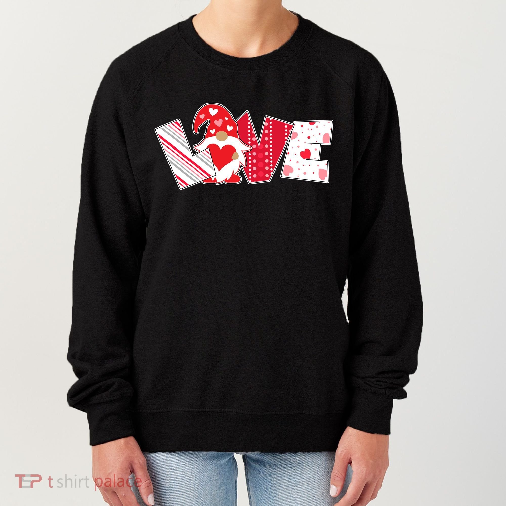 Cute Valentine's Day Love Gnome Women's Sweatshirt