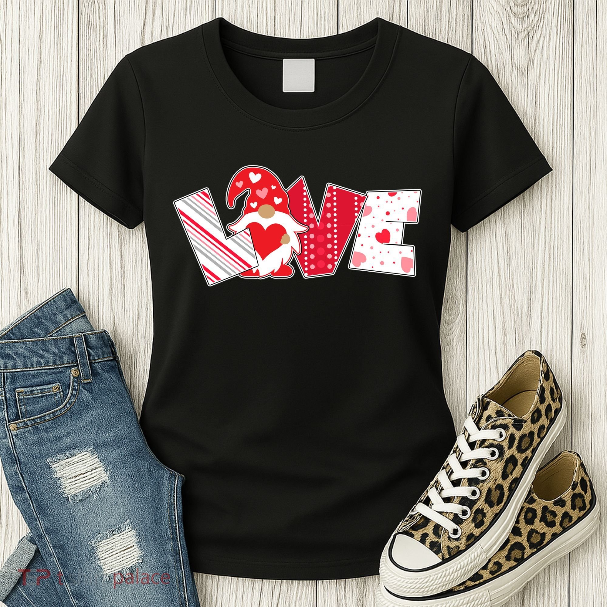 Cute Valentine's Day Love Gnome Women's T-Shirt