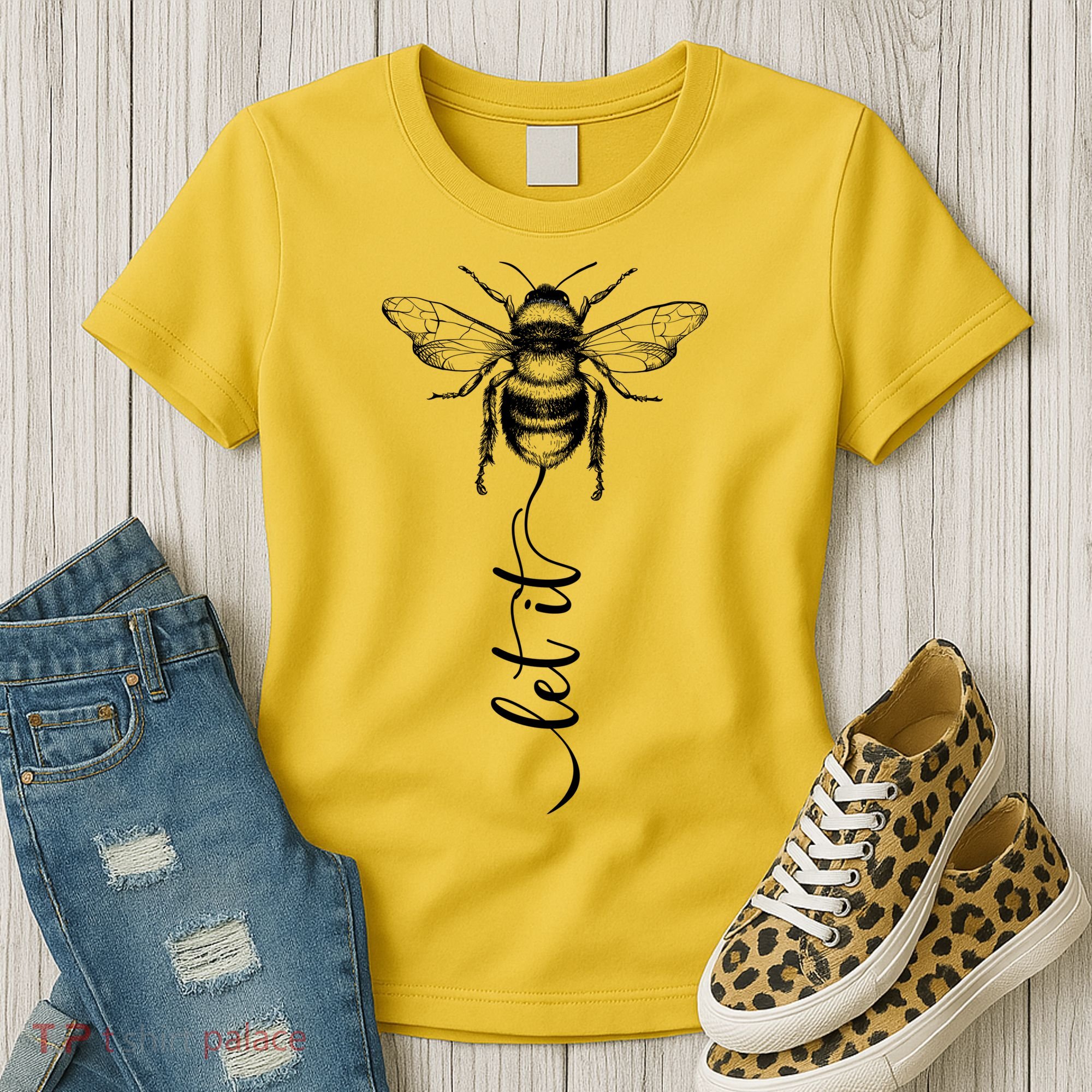 Cute Vintage Let It Bee Women's T-Shirt