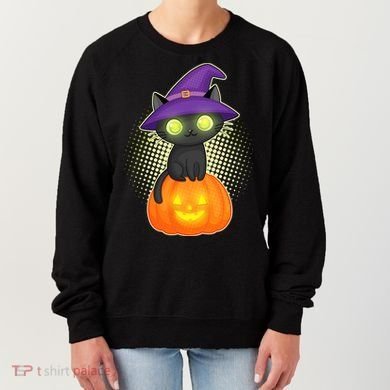 Cute Witch Kitten With Pumpkin Women's Sweatshirt
