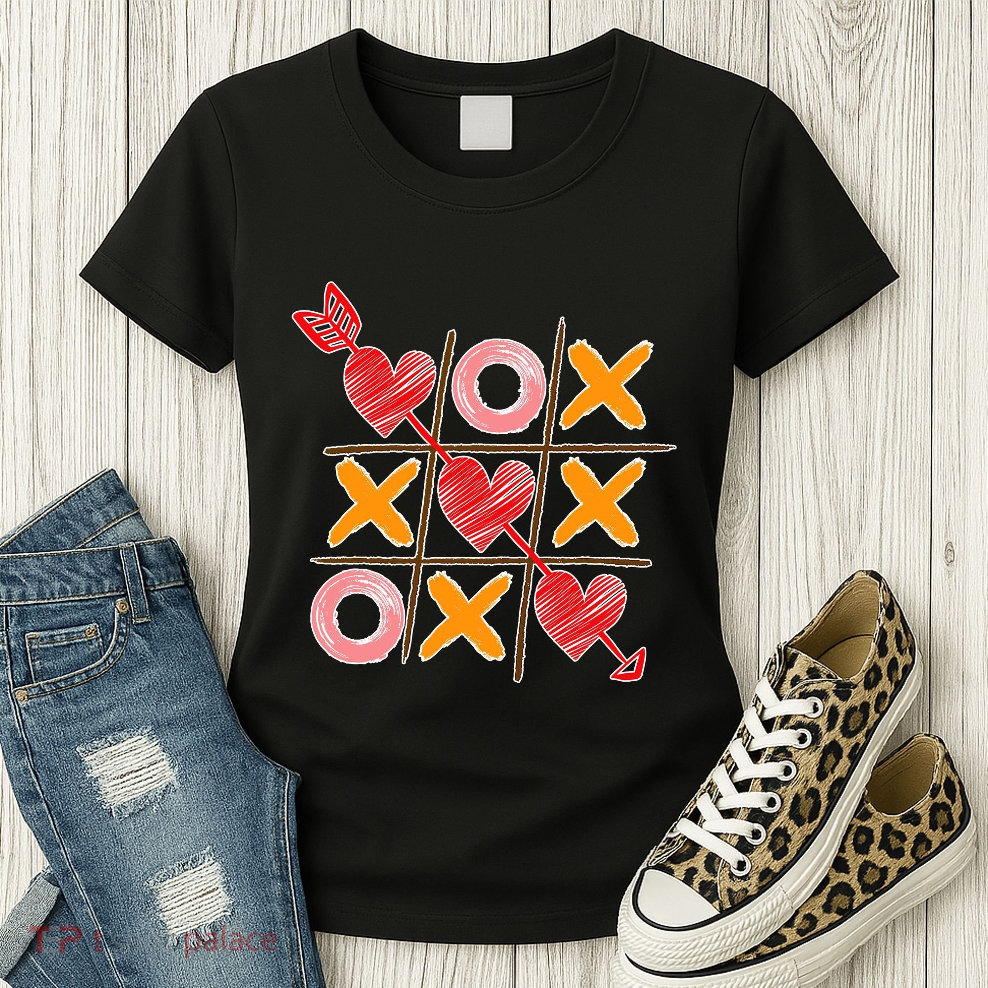 Cute Valentine Boy Girl Tic Tac Toe Hearts Win Women's T-Shirt