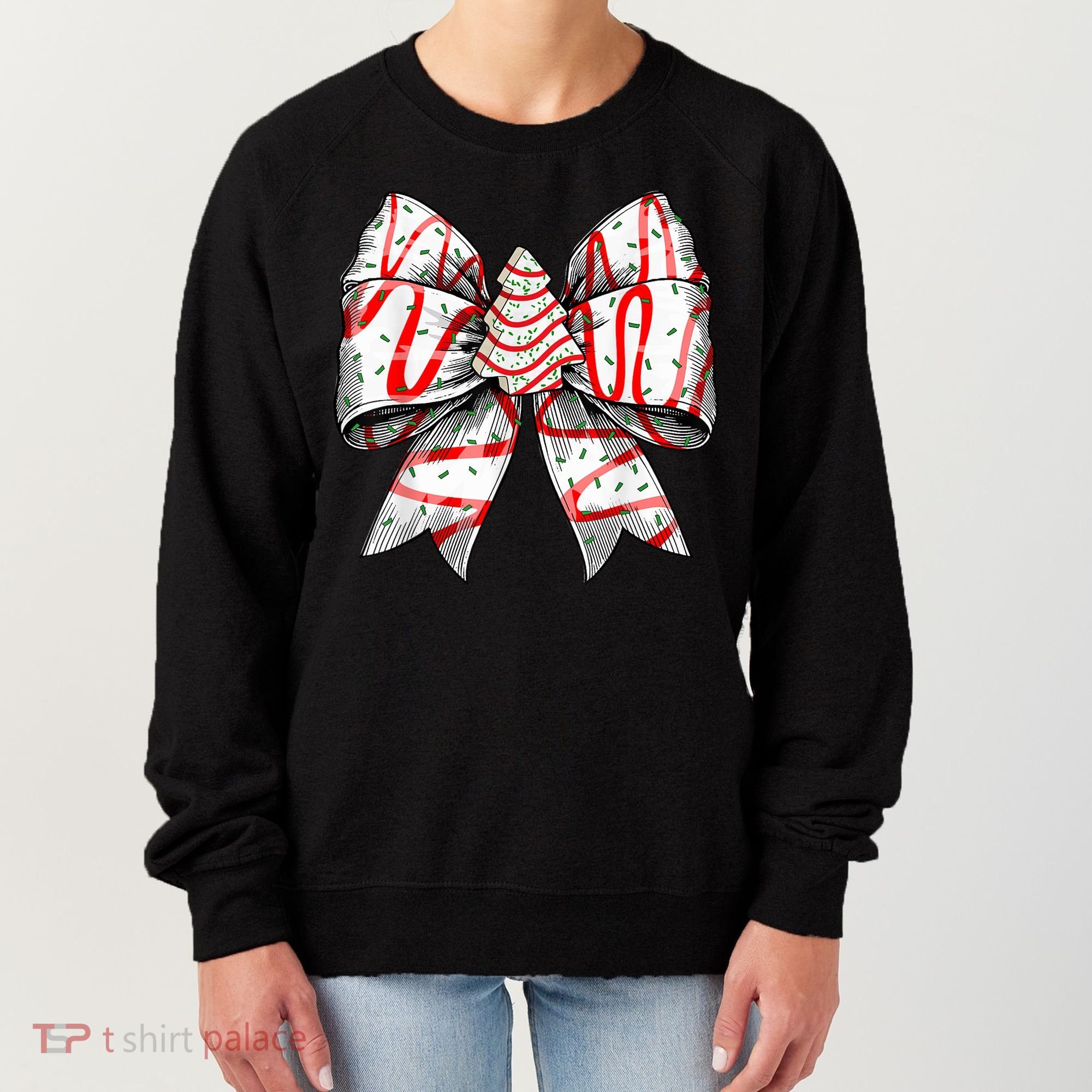 Christmas Vibes Coquette Bow Christmas Tree Cake Gift Women's Sweatshirt