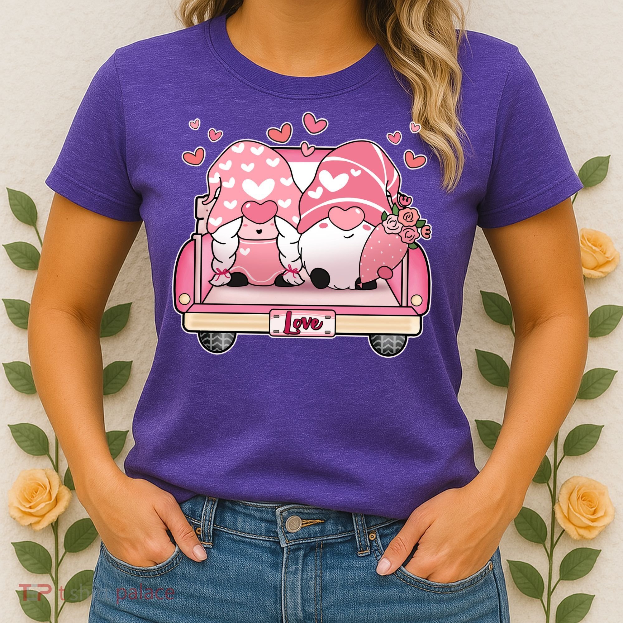 Cute Valentines Day Gnome Couple Love Women's T-Shirt