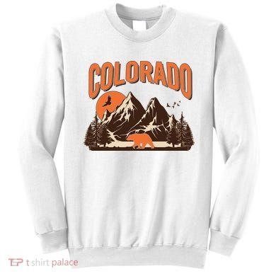 Colorado Wilderness Bear Mountains Sweatshirt