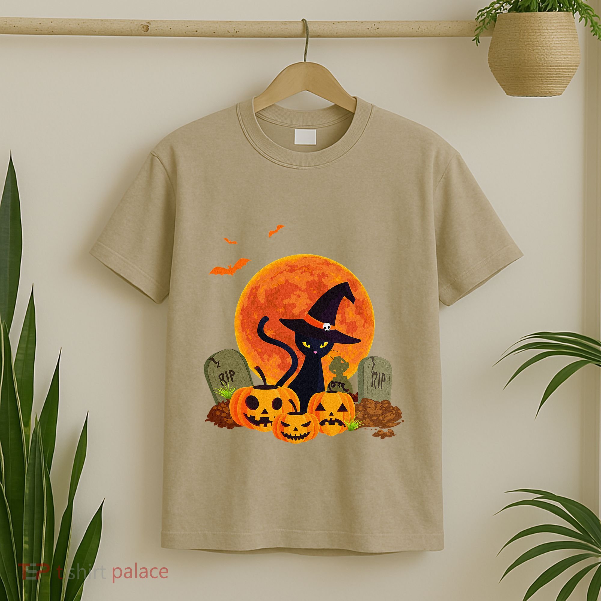 Cute Witch Cat Pumpkin Graveyard Spooky Cat Mom Halloween T-Shirt