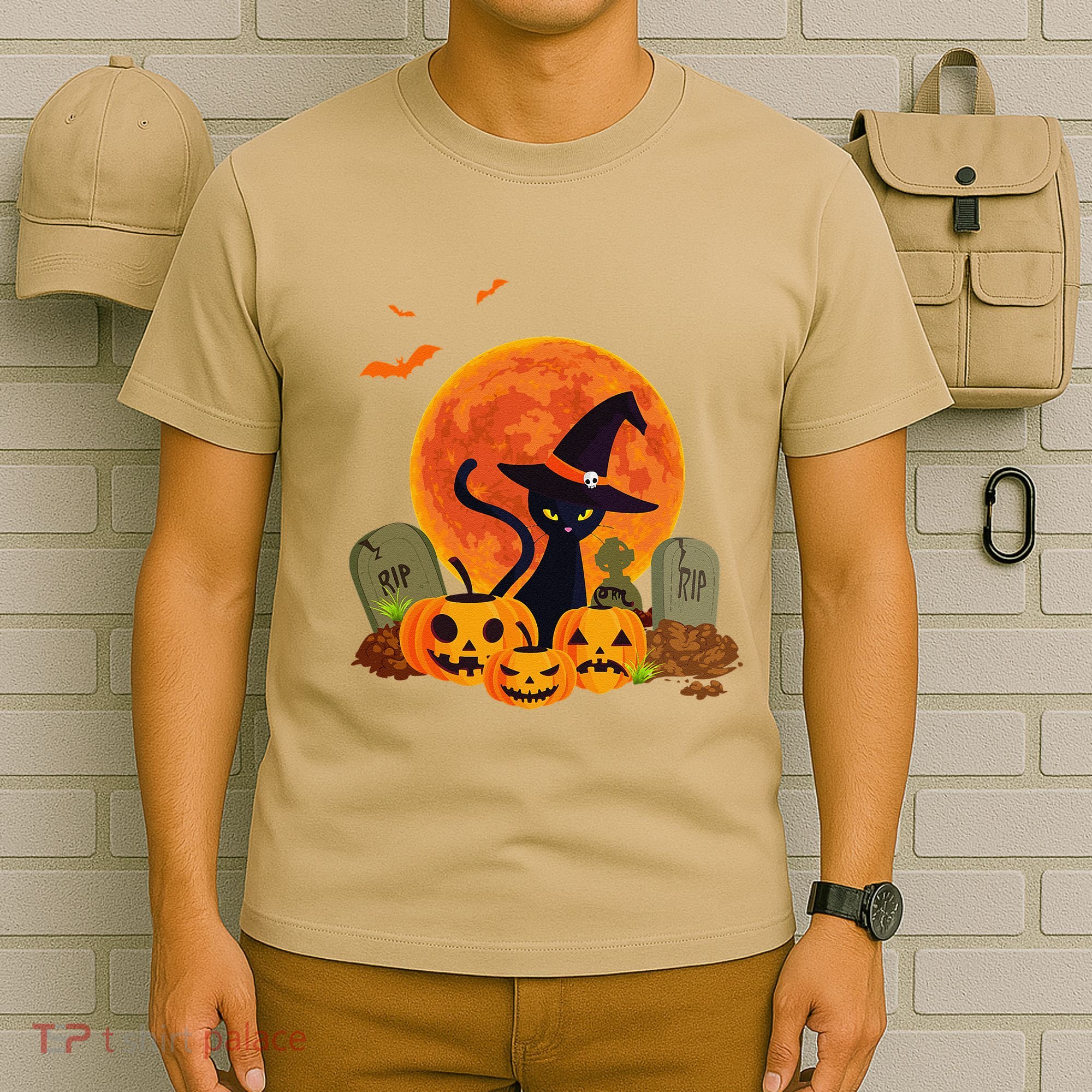 Cute Witch Cat Pumpkin Graveyard Spooky Cat Mom Halloween T-Shirt