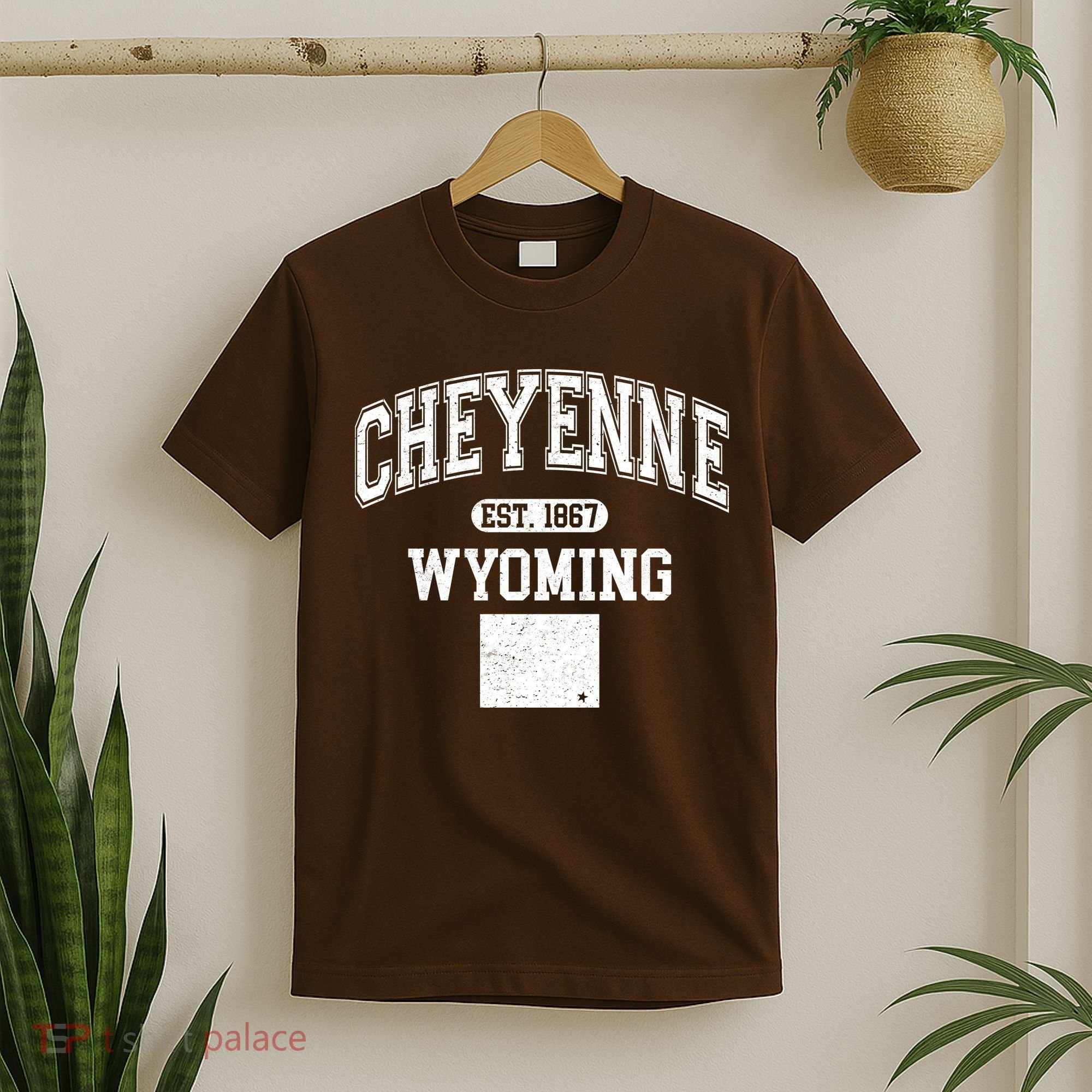 Cheyenne Wyoming Est 1867 Varsity T-Shirt