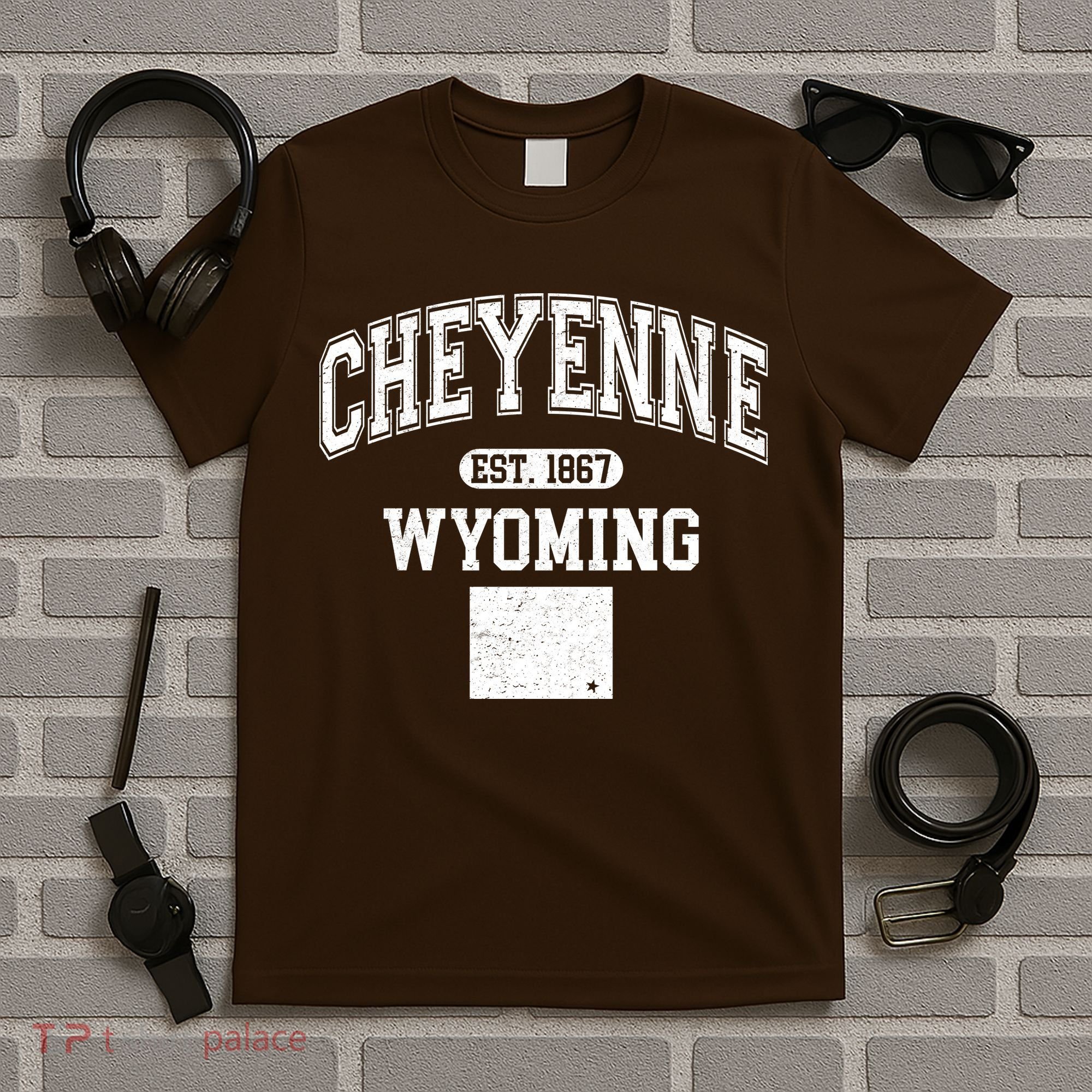 Cheyenne Wyoming Est 1867 Varsity T-Shirt