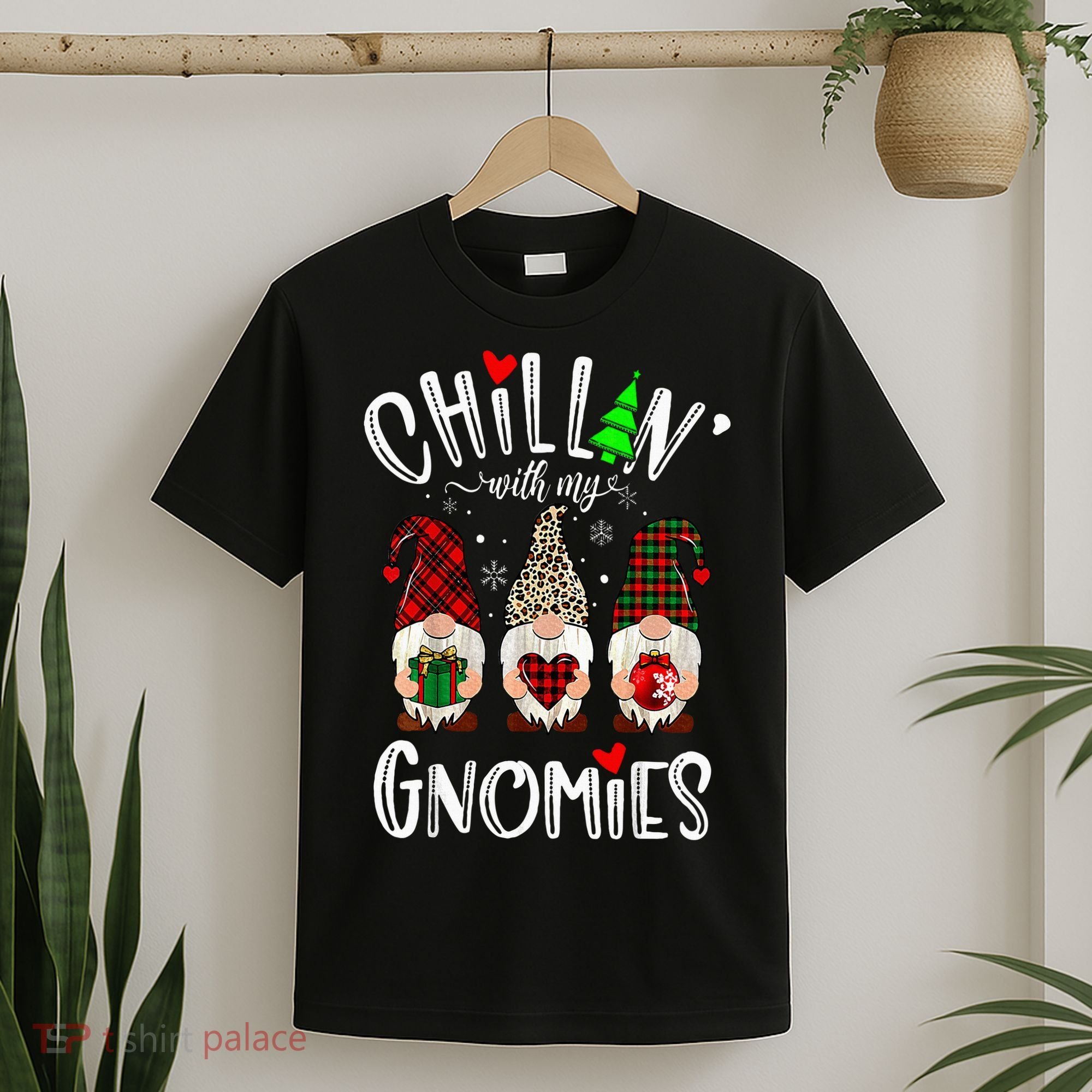 Chillin With My Gnomies Christmas Gnome Family Matching Xmas T-Shirt