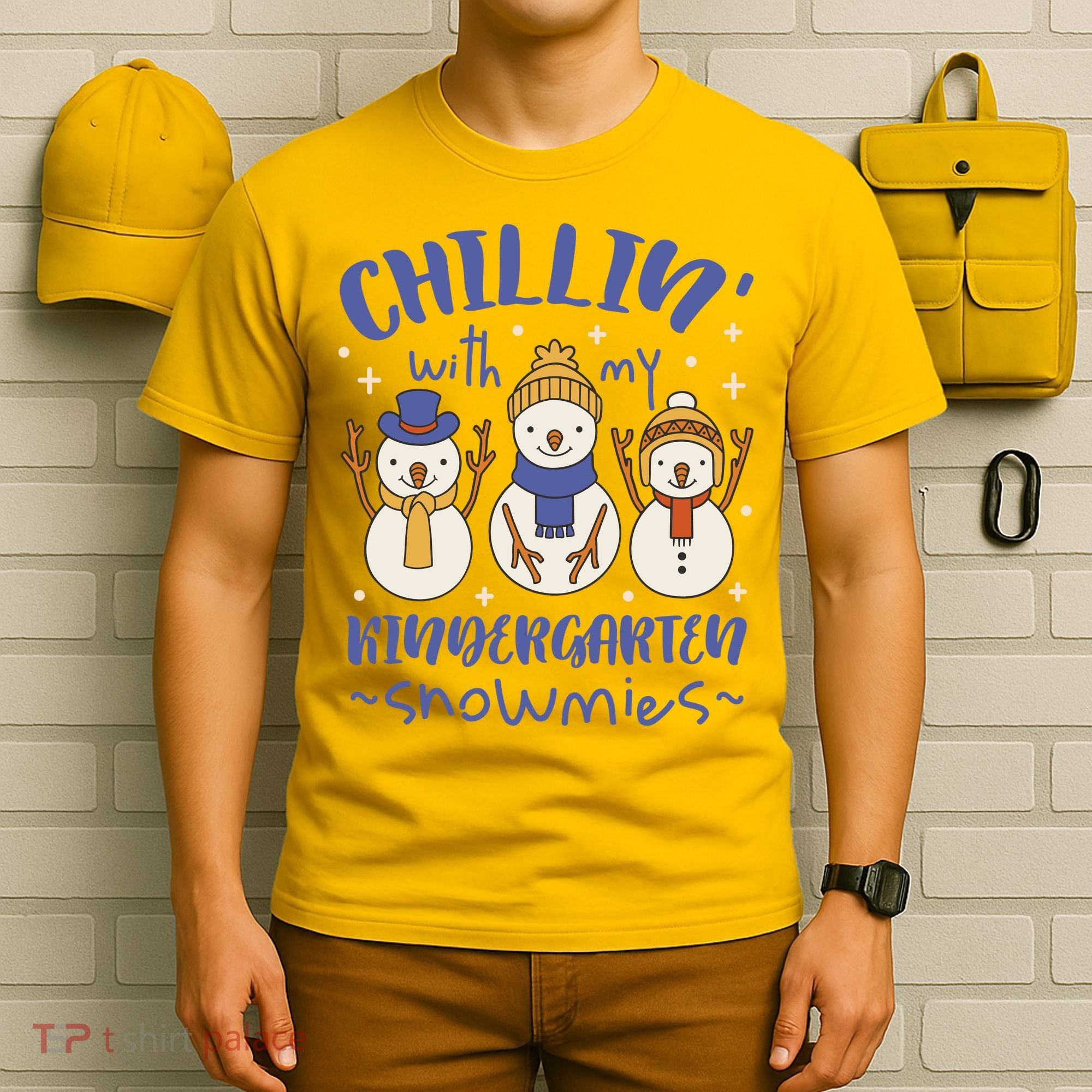 Chillin With My Kindergarten Snowmies Cute Winter T-Shirt