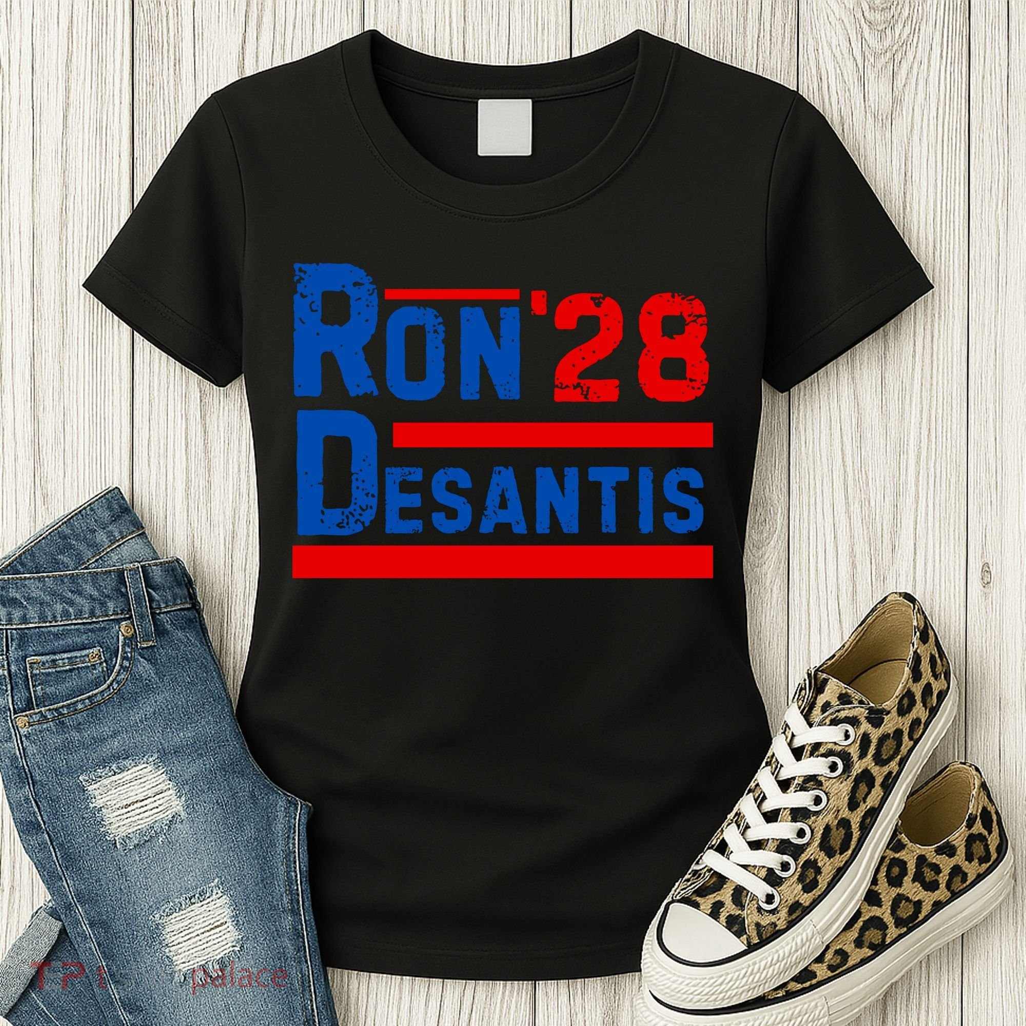 Desantis 2028 Ron Desantis 2028 President Election Retro Women's T-Shirt
