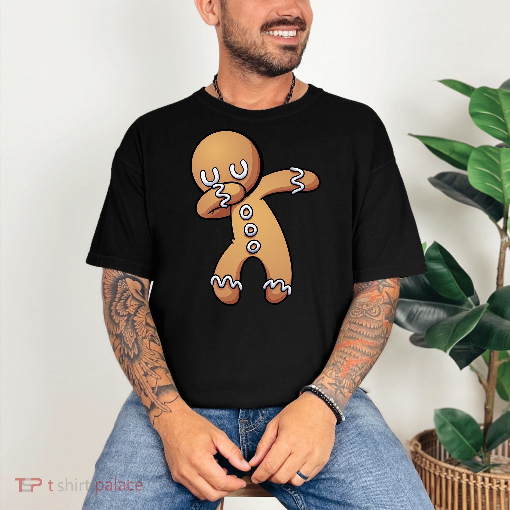 Dabbing Gingerbread Man Christmas  Comfort Colors T-Shirt