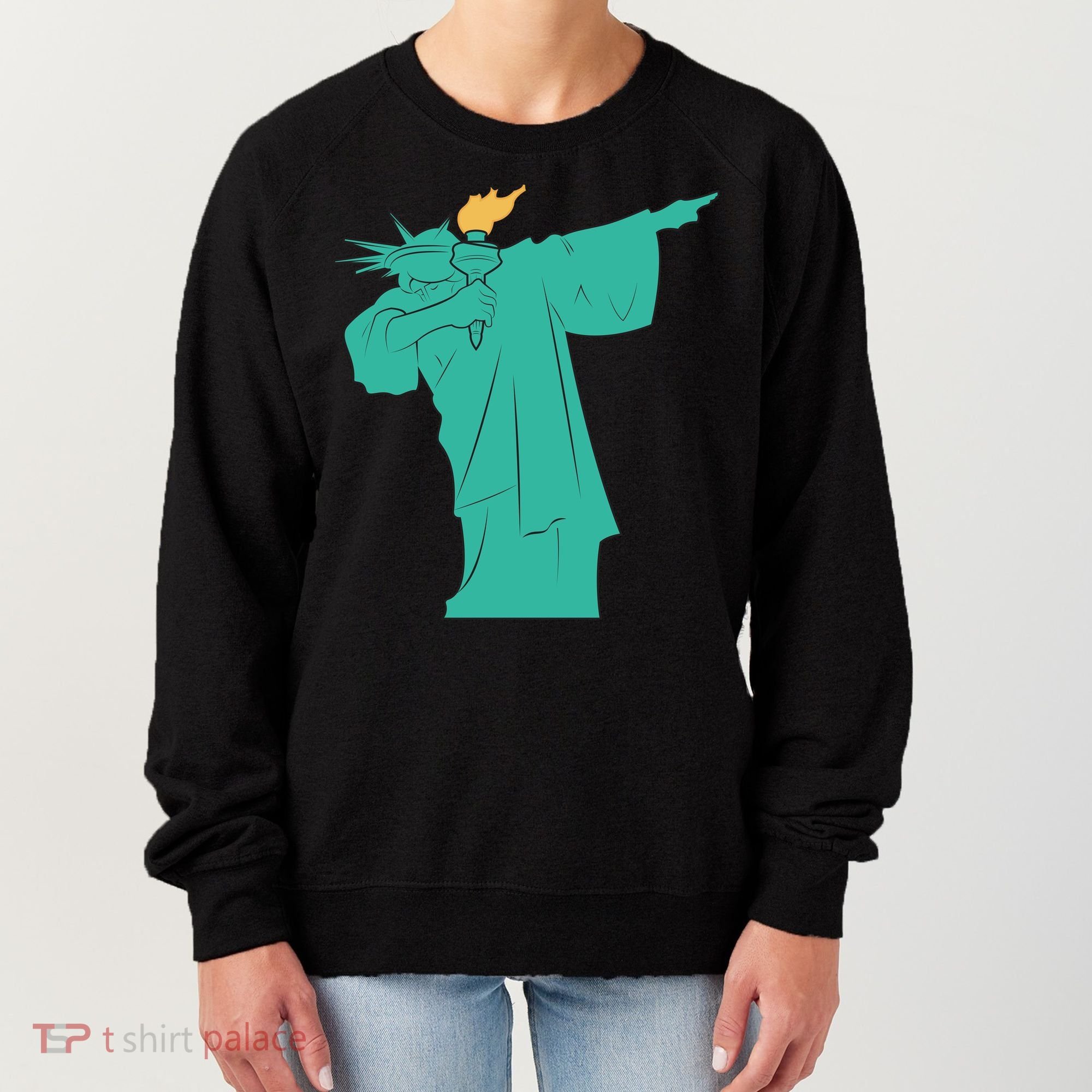 Dabbing Statue Of Liberty Women's Sweatshirt