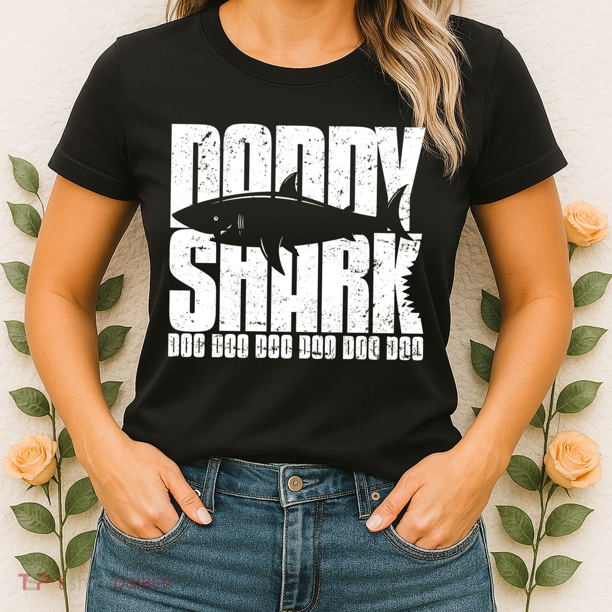 Daddy Shark Doo Doo Doo Women's T-Shirt