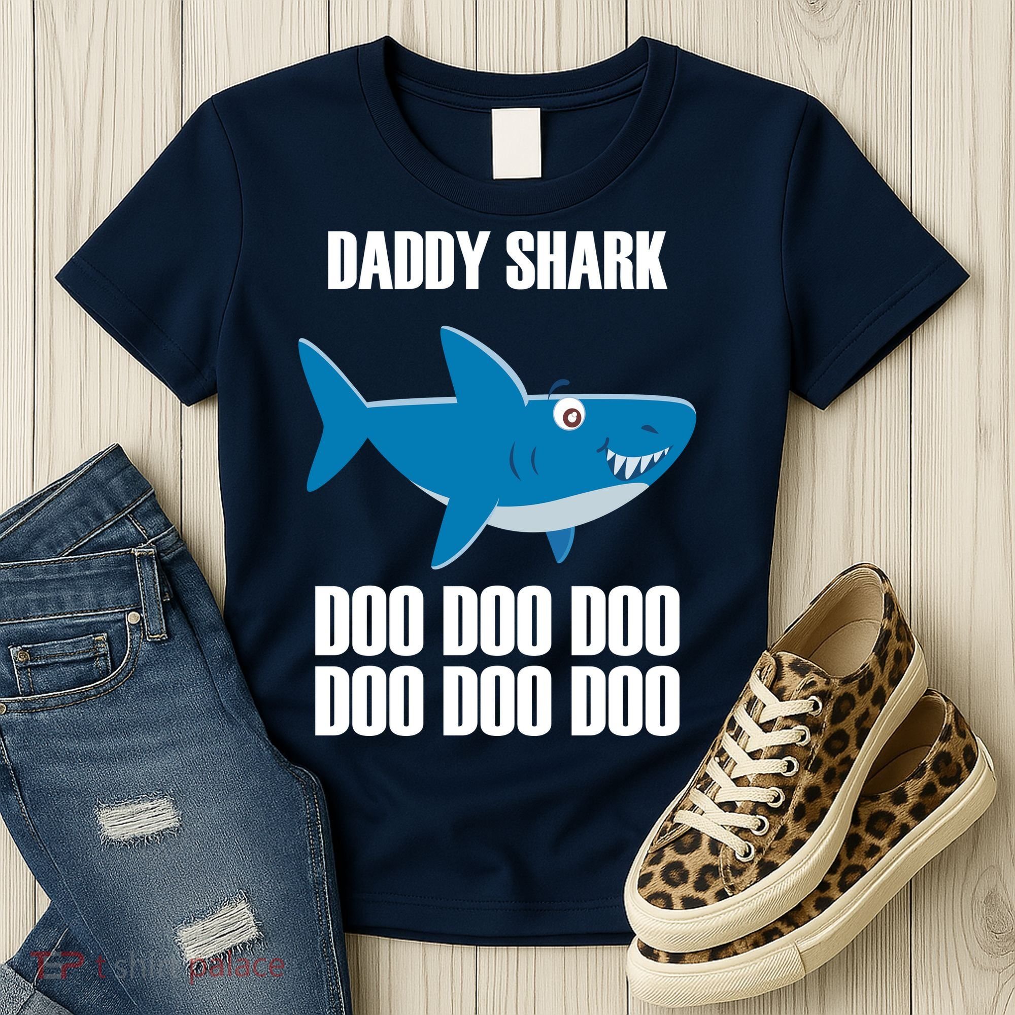 Daddy Shark Funny Cute Women's T-Shirt