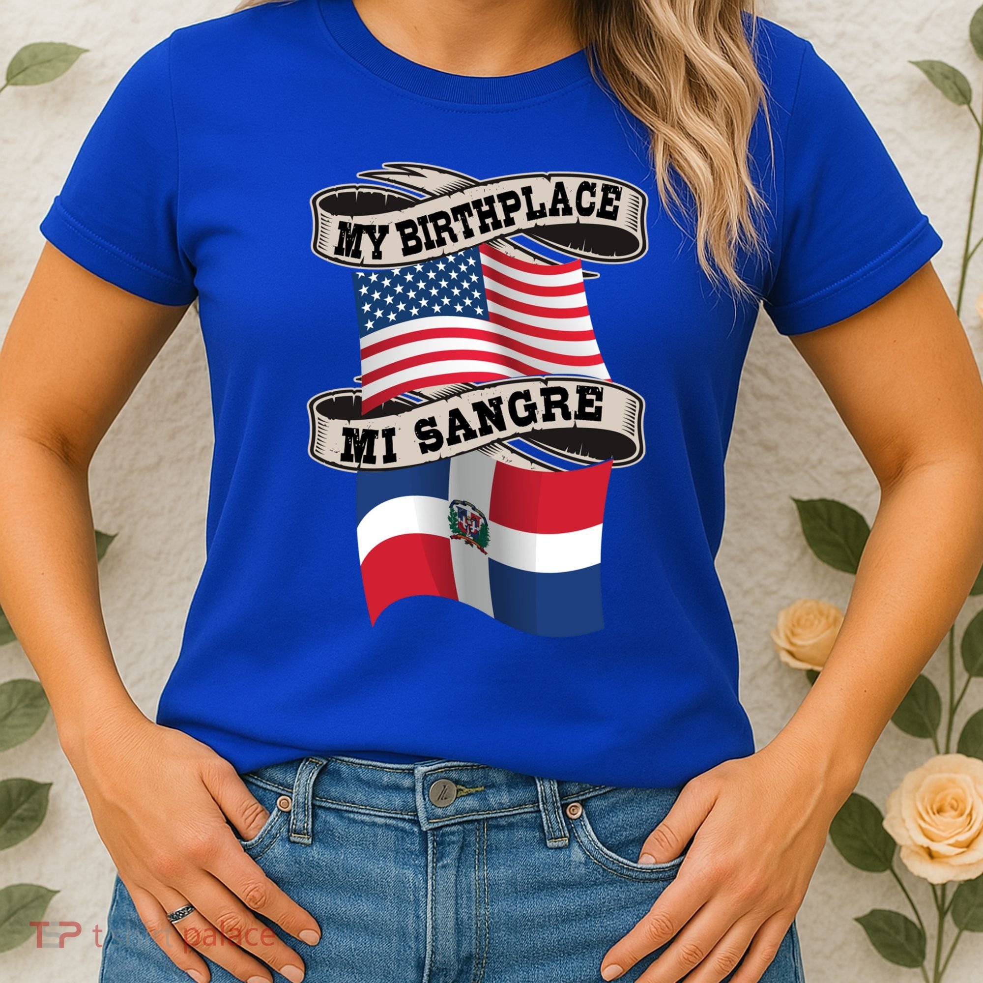 Dominican American Flag Half American Half Dominican Roots Gift Women's T-Shirt