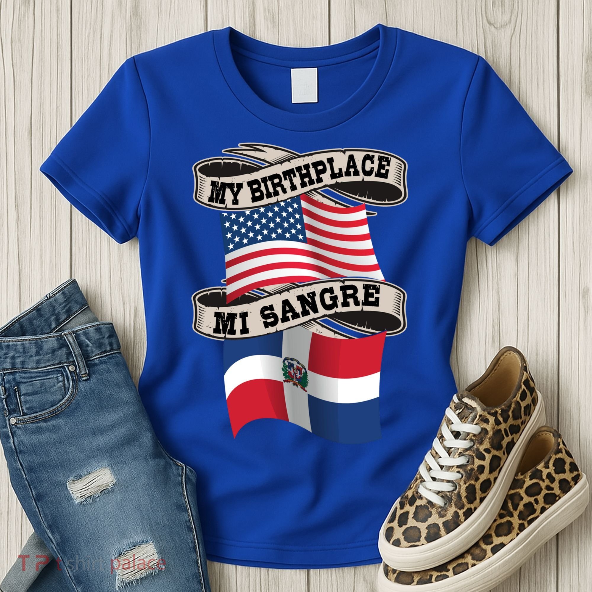 Dominican American Flag Half American Half Dominican Roots Gift Women's T-Shirt