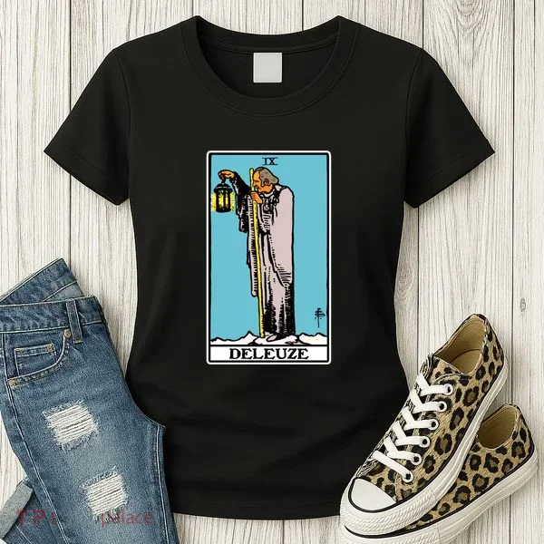 Deleuze As The Hermit Tarot Card Women's T-Shirt