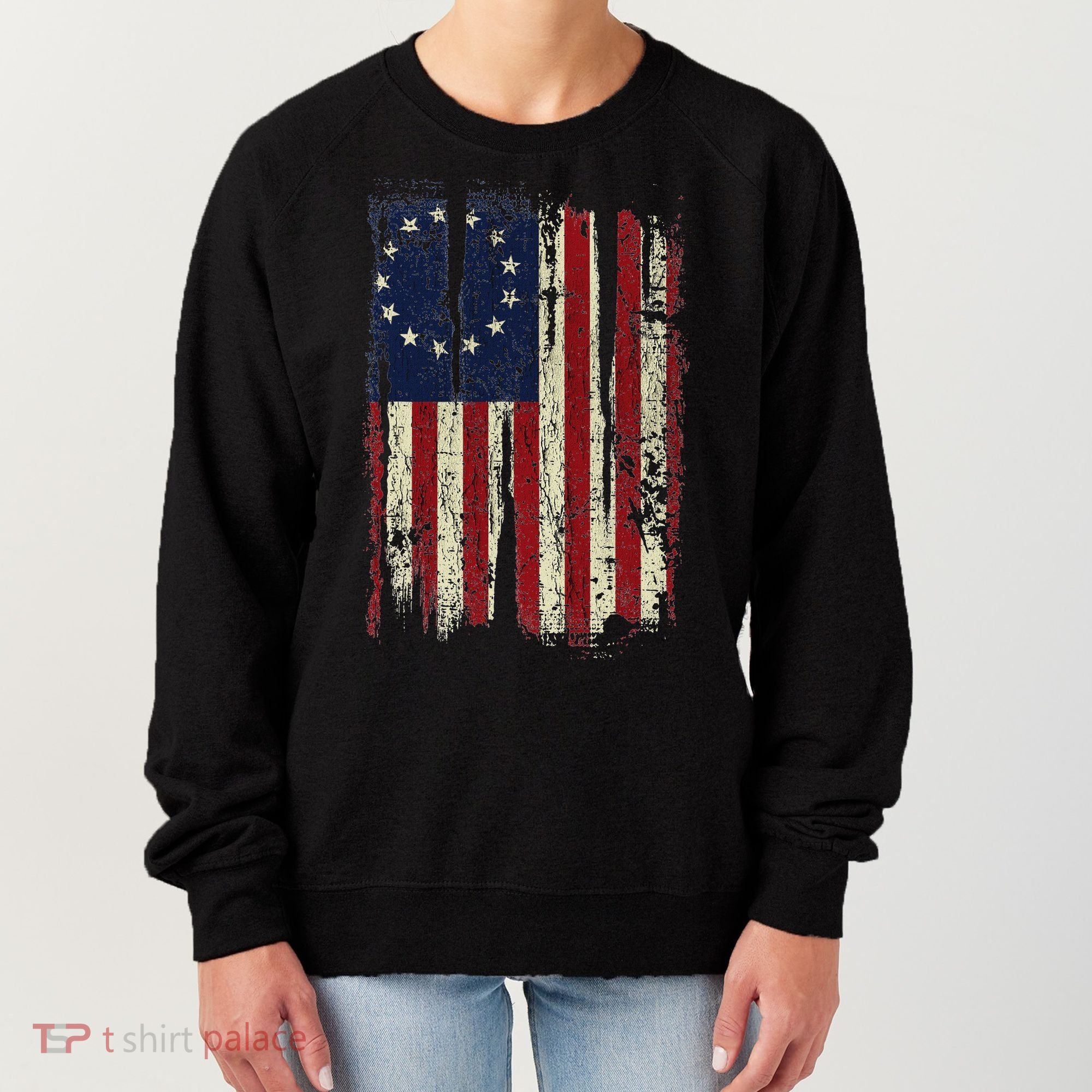 Distressed Betsy Ross American Flag 13 Star Colonies Patriot Women's Sweatshirt