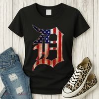 Detroit City American Flag Old English Women's T-Shirt thumb 3