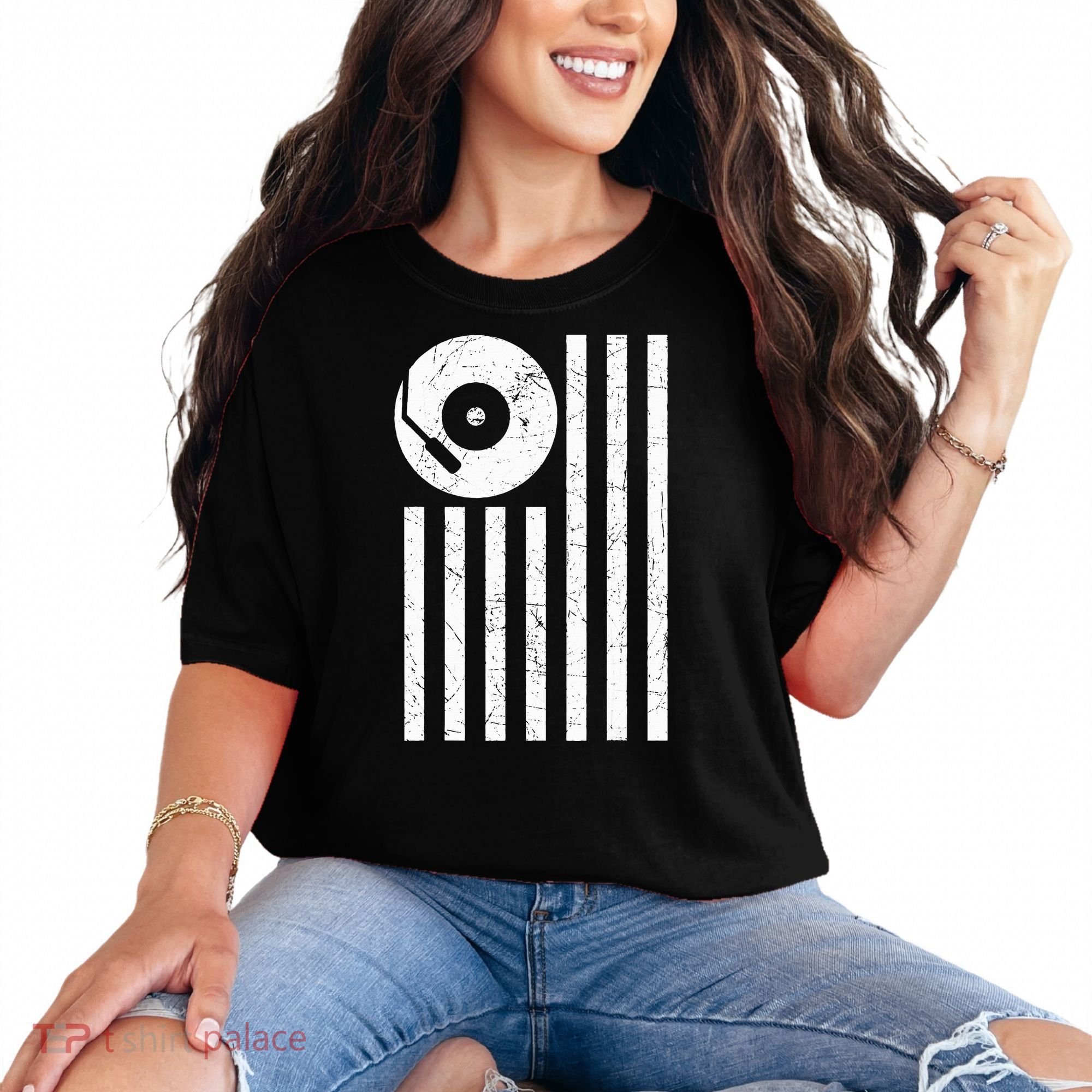 Dj Deejay Disk Jockey Turntable American Flag Djing  Comfort Colors T-Shirt