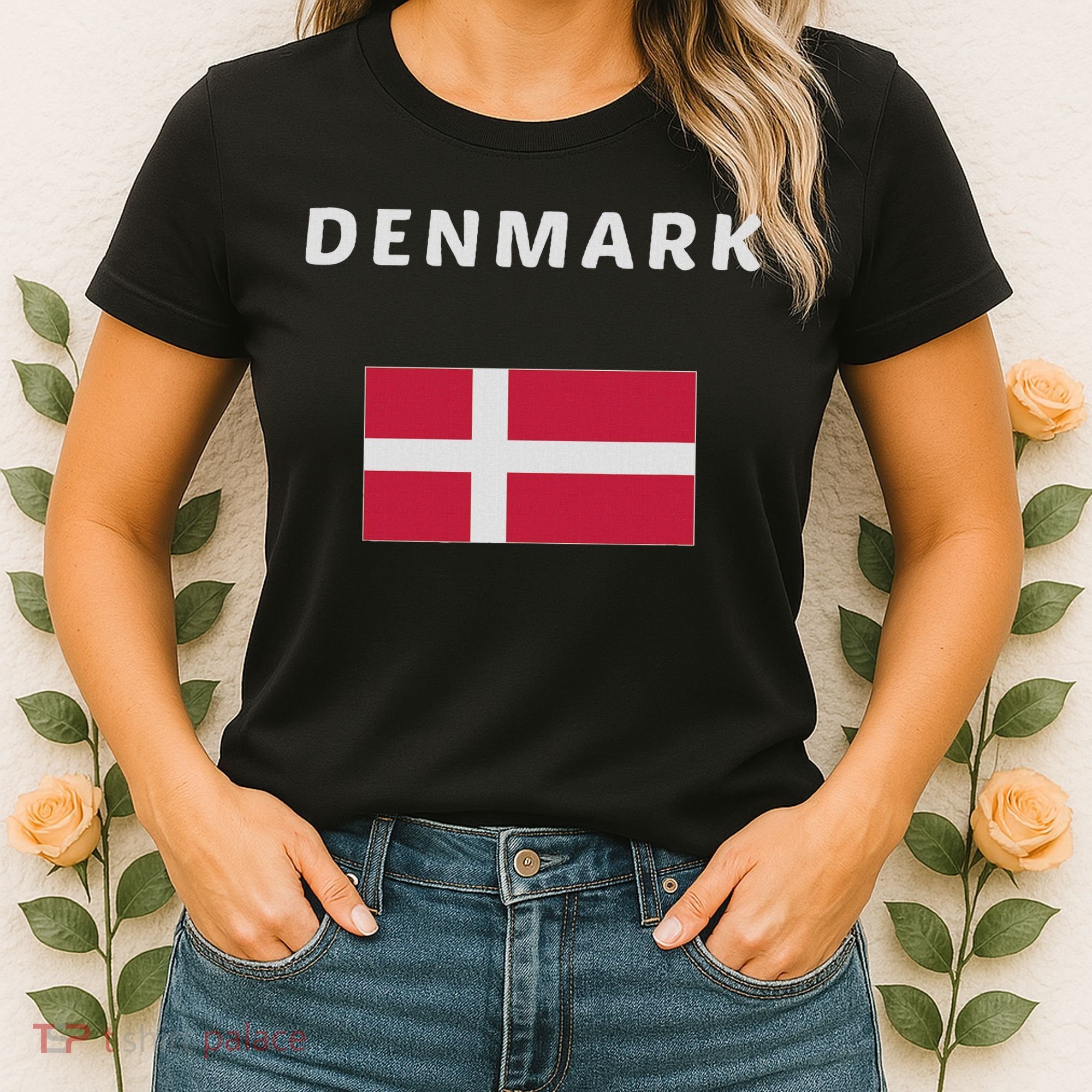 Denmark Danish Flag Souvenir Gift Copenhagen Women's T-Shirt