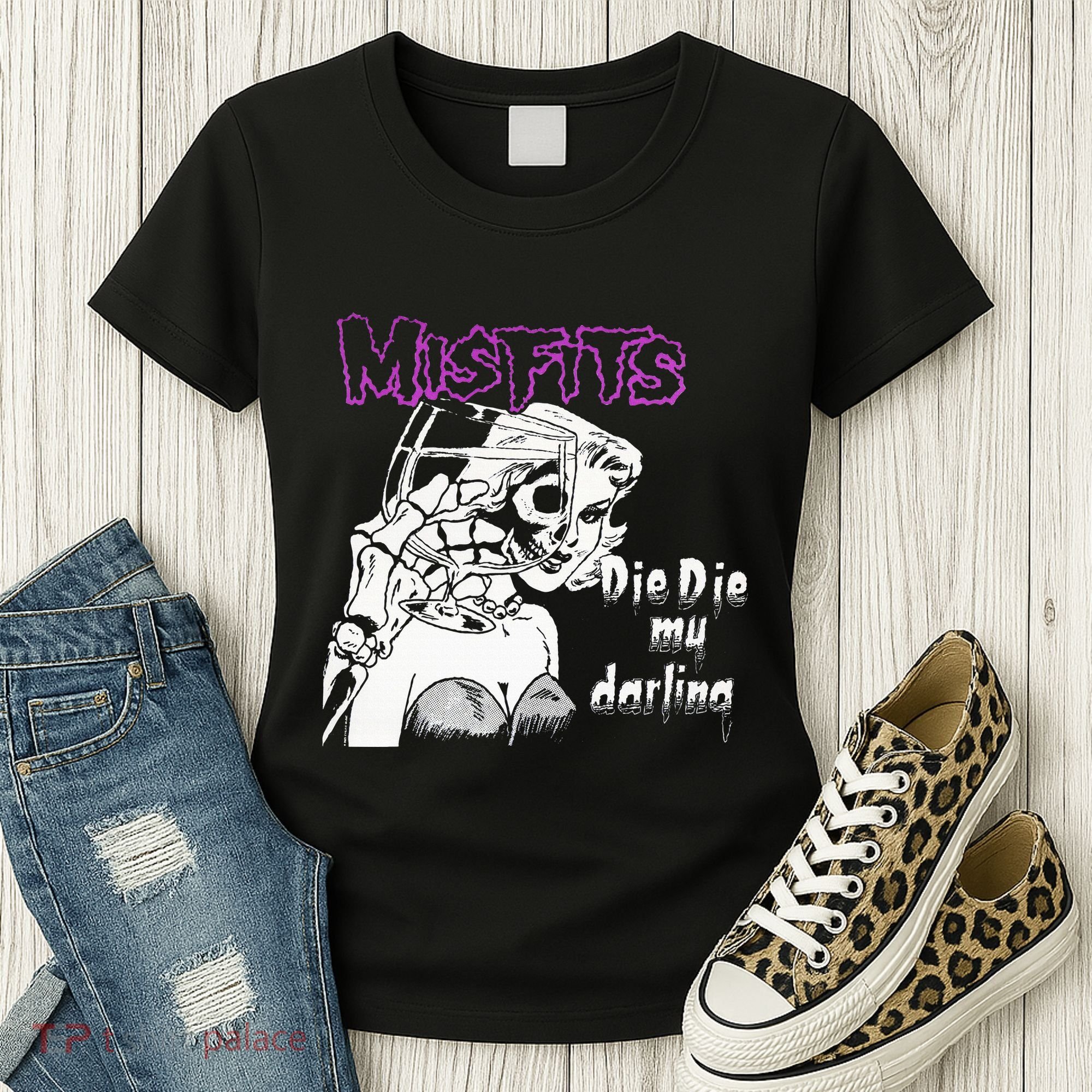 Die Die My Darling Women's T-Shirt