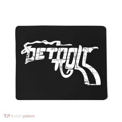 Detroit Gun n Smoke Revolver Mousepad