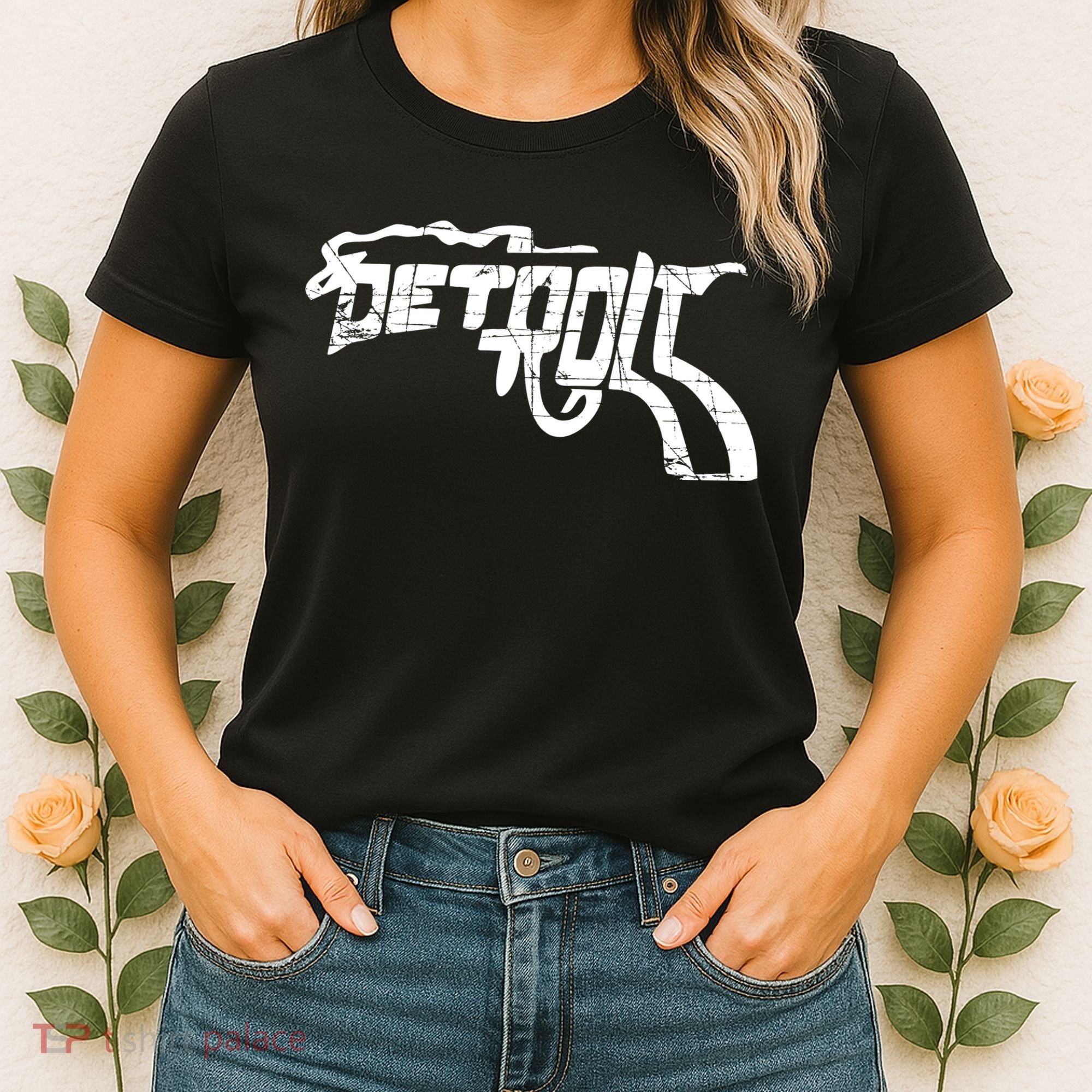 Detroit Gun n Smoke Revolver Women's T-Shirt