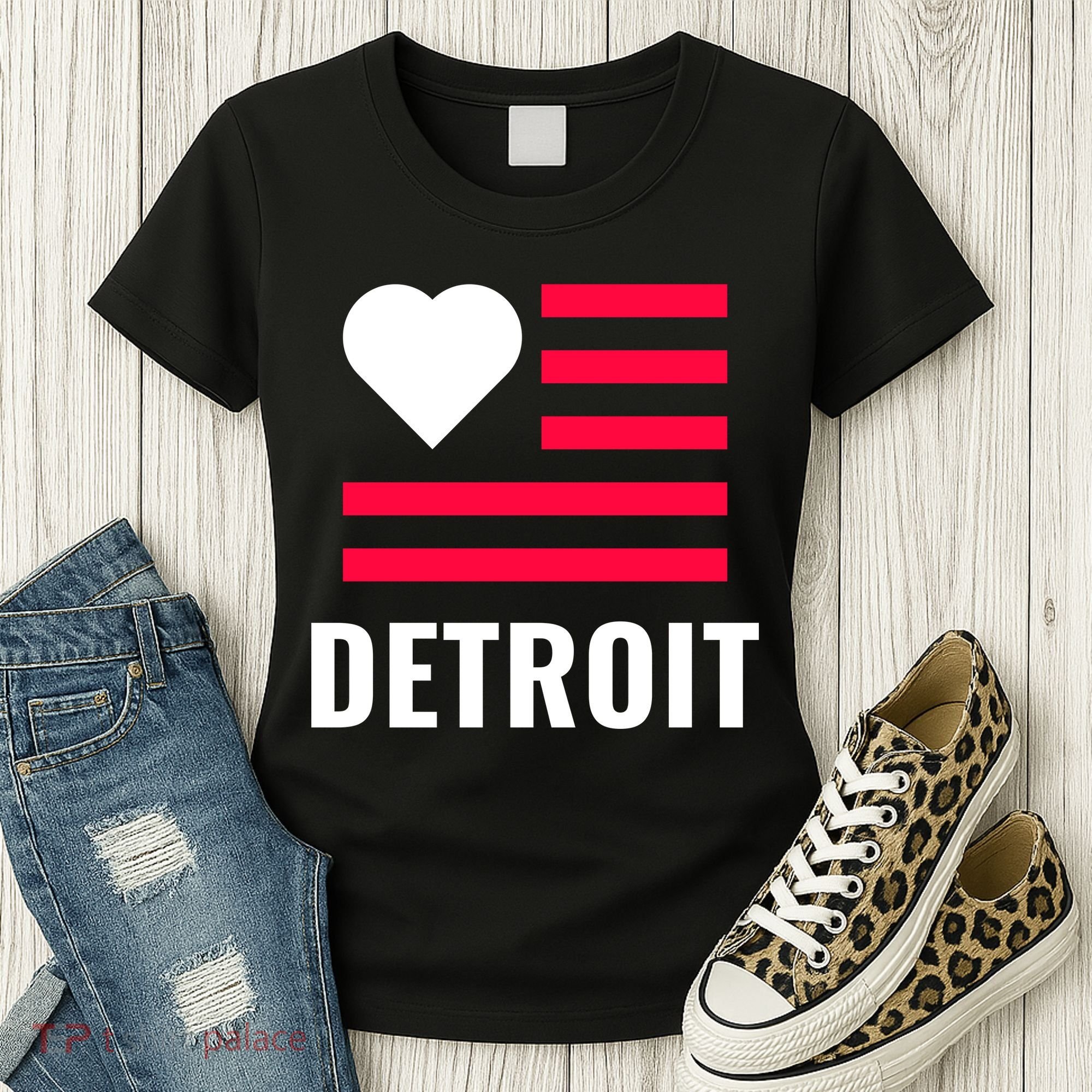 Detroit USA Flag Love Women's T-Shirt