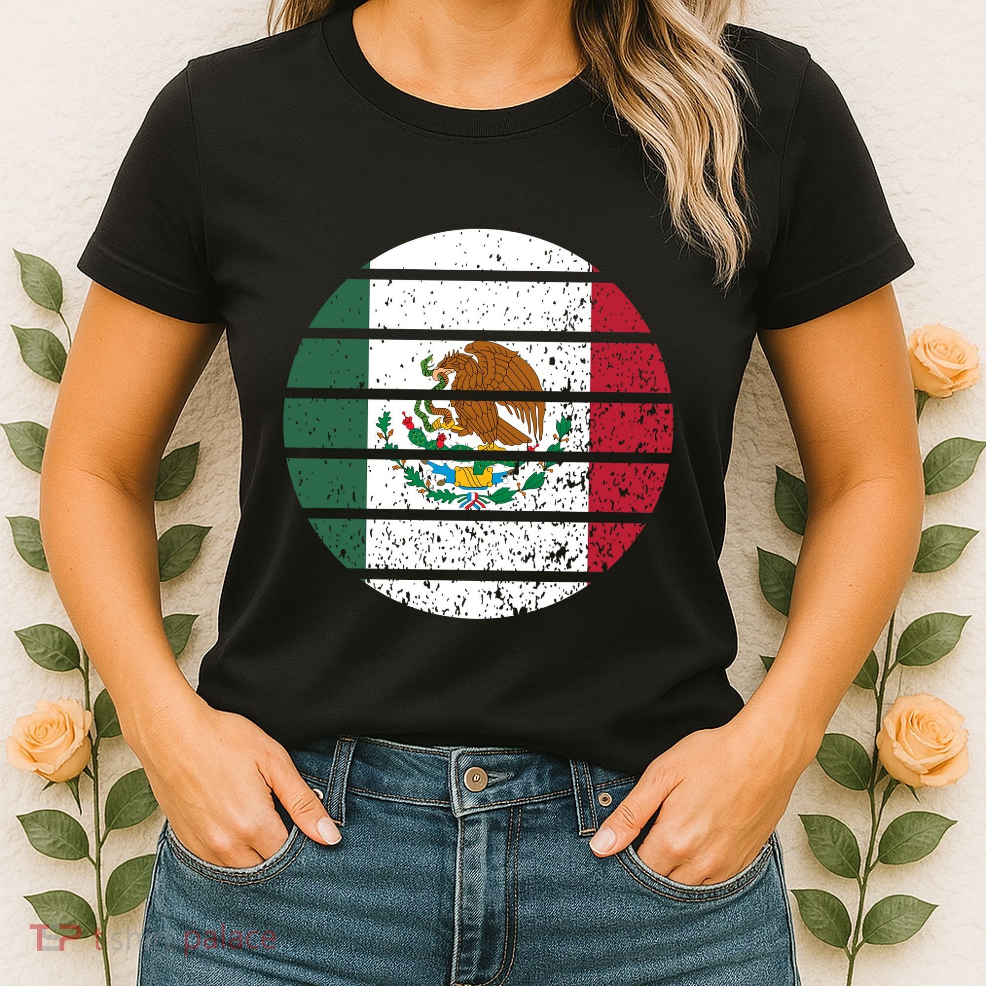 Distressed Flag Of Mexico Circle Women's T-Shirt