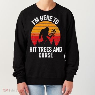 Disc Golf Bigfoot Disk Golfer Fathers Day Women's Sweatshirt