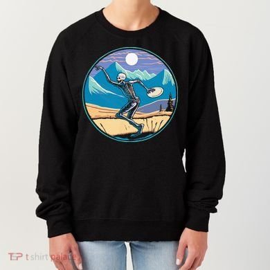 Disc Golf Player Skeleton Disc Golfer Funny Outdoor Nature Women's Sweatshirt