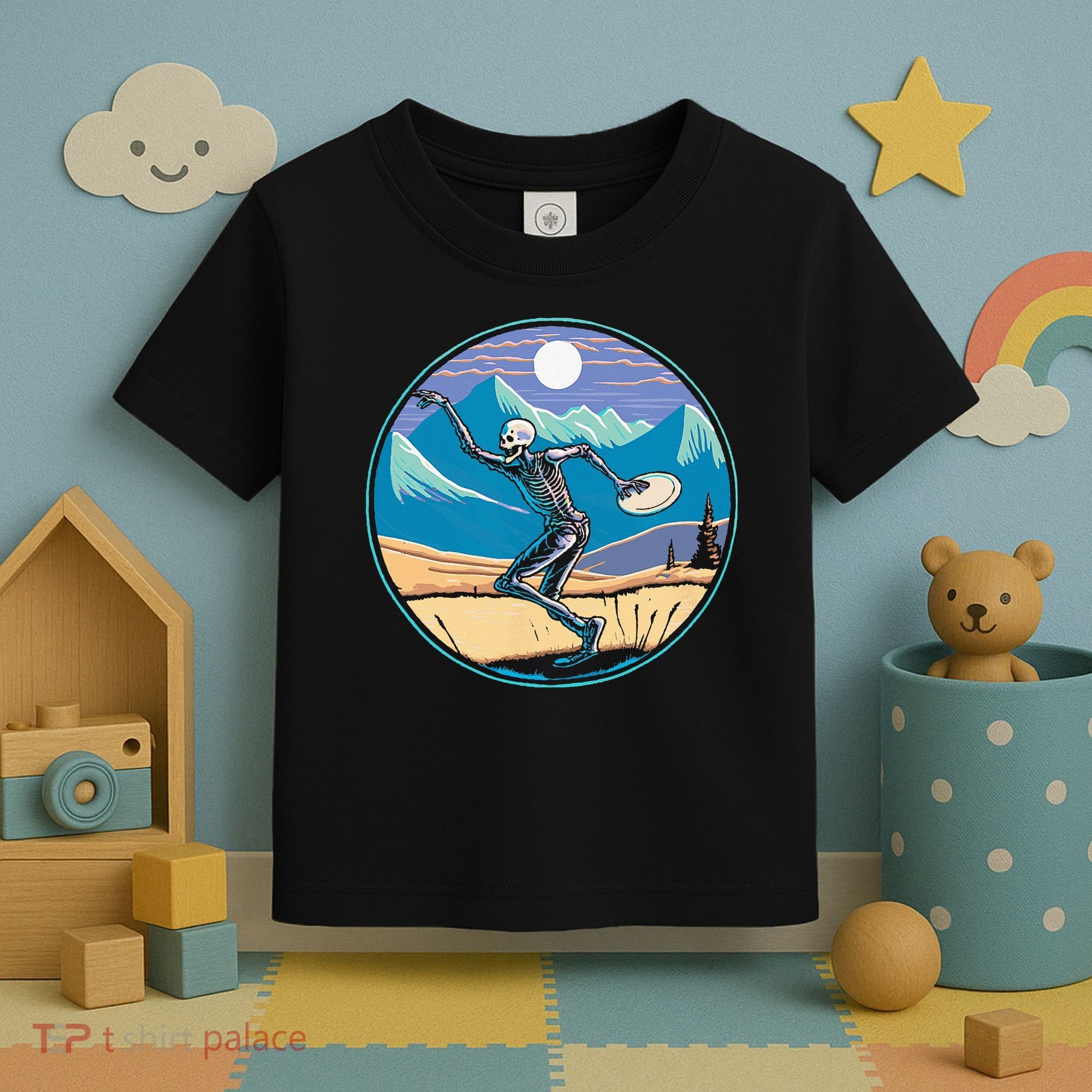 Disc Golf Player Skeleton Disc Golfer Funny Outdoor Nature Toddler T-Shirt