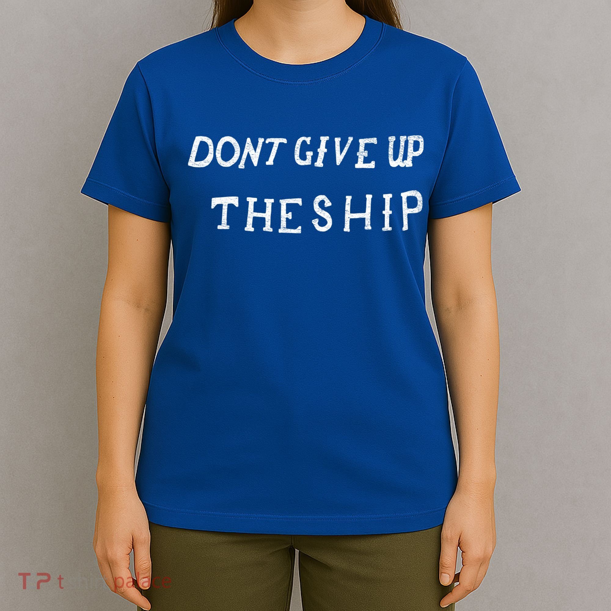 Dont Give Up The Ship Perry Battle Flag Gift T-Shirt