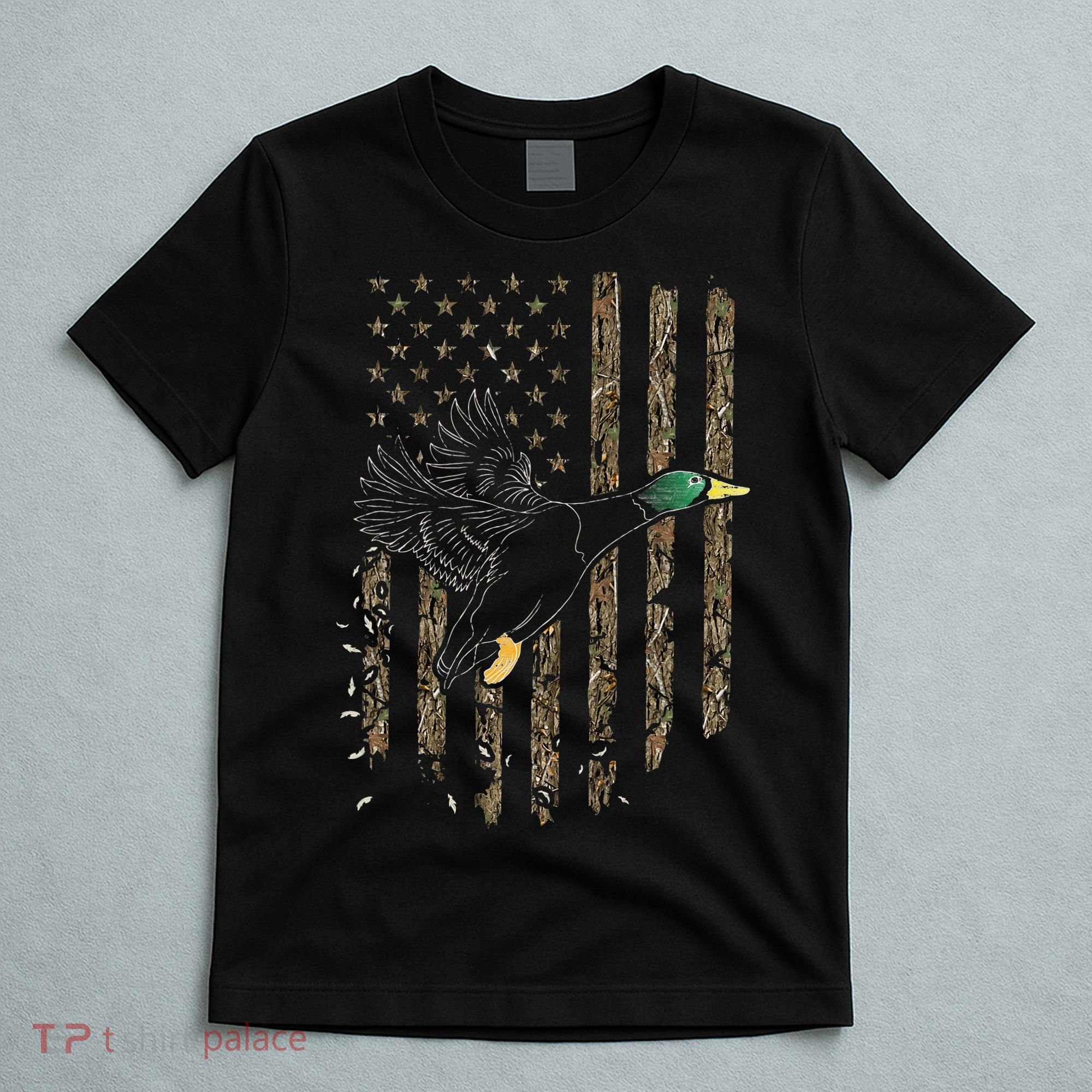Duck Hunter American Flag Waterfowl Hunting Camouflage T-Shirt