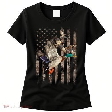Duck Hunter American Flag Waterfowl Hunting Camouflage Women's T-Shirt