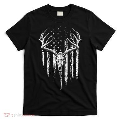 Deer Hunting American Flag Bowhunting Whitetail Bow Hunter T-Shirt