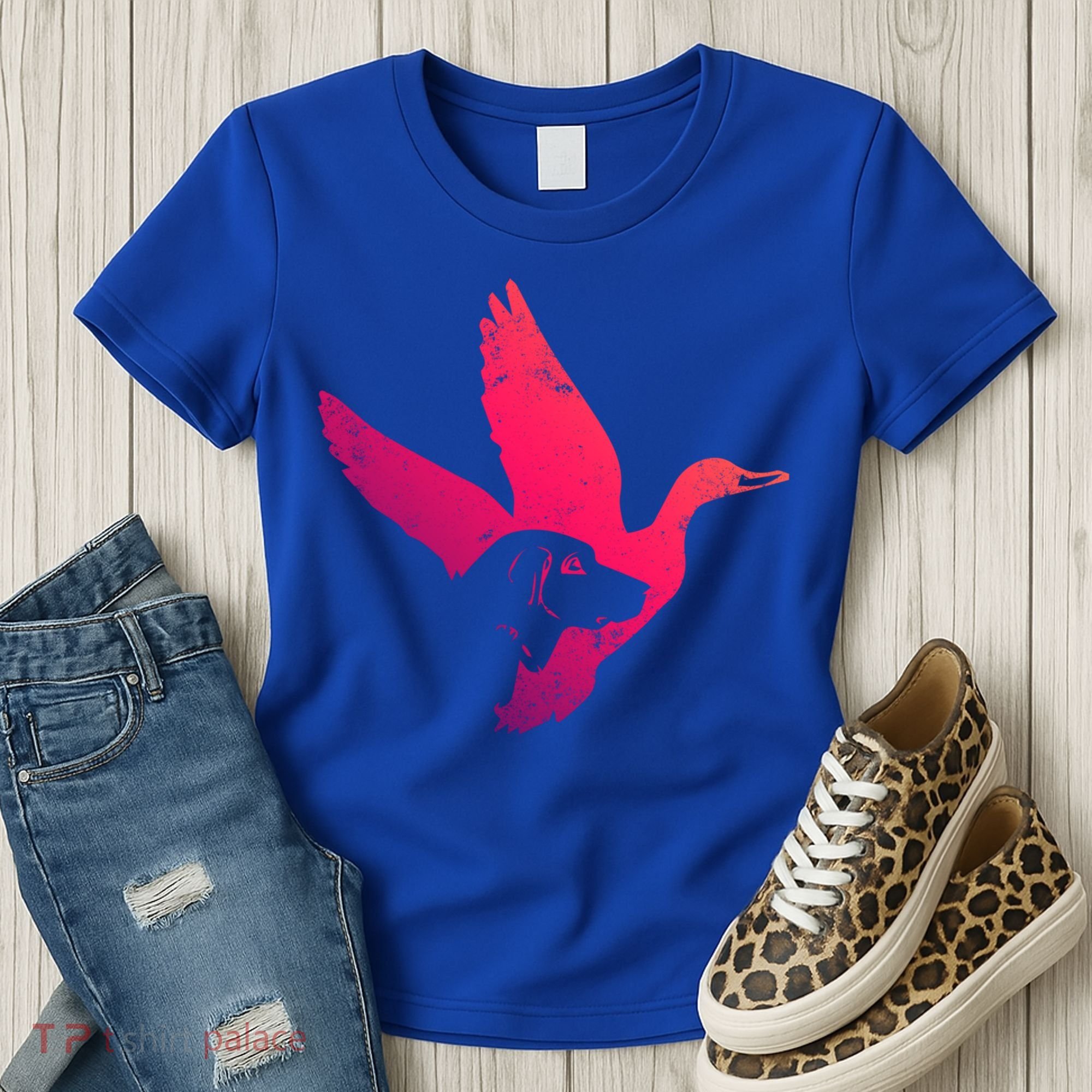 Duck Hunting Dog Duck Hunter Gift Duck Hunting Season Gift Women's T-Shirt