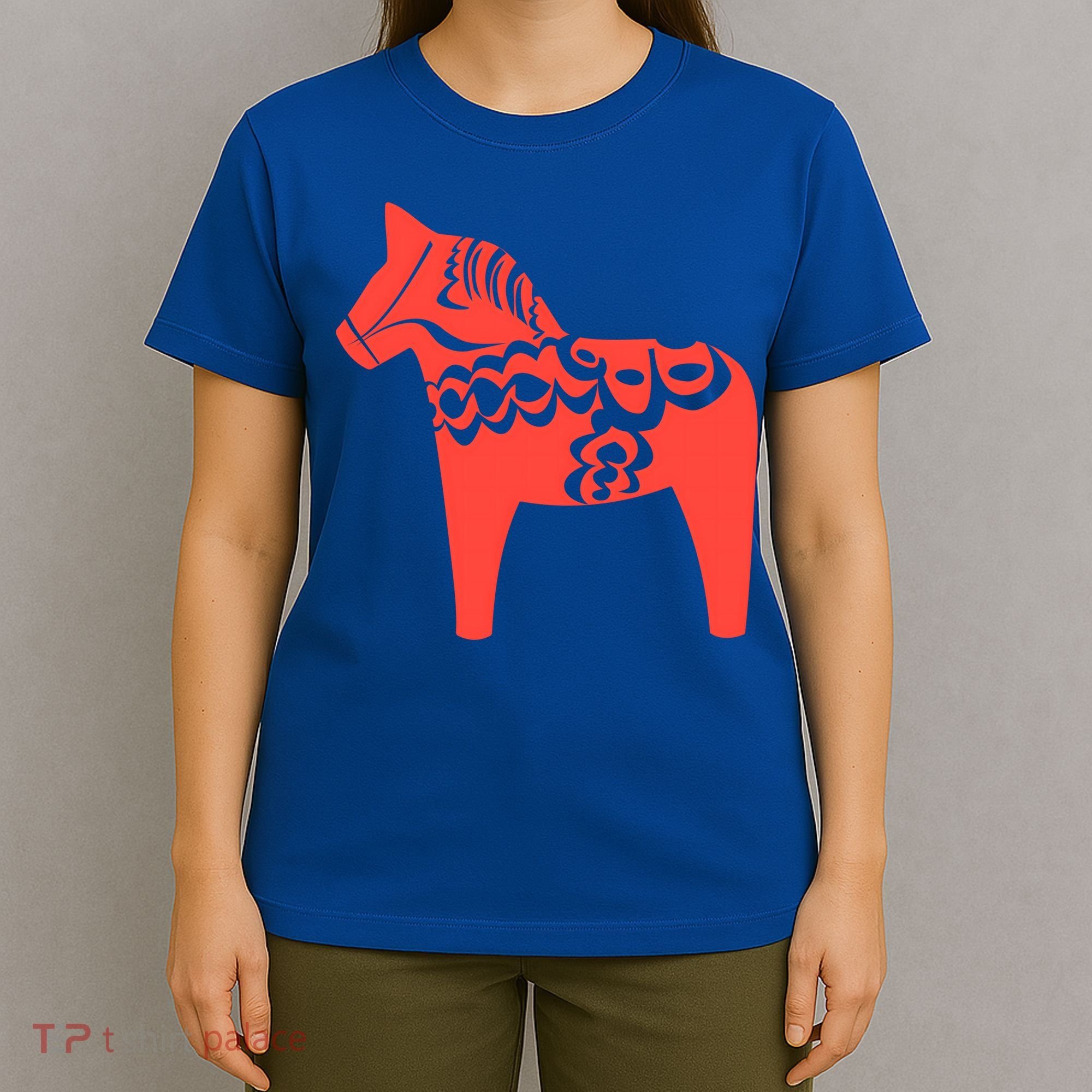 Dala Horse Gift Dalarna Swedish Sweden Sverige Gift T-Shirt