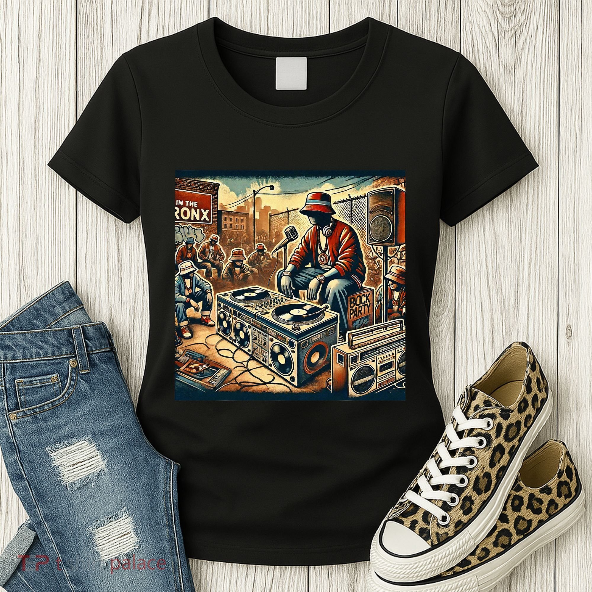 Dj Hiphop Retro Music Block Bronx Party Women's T-Shirt