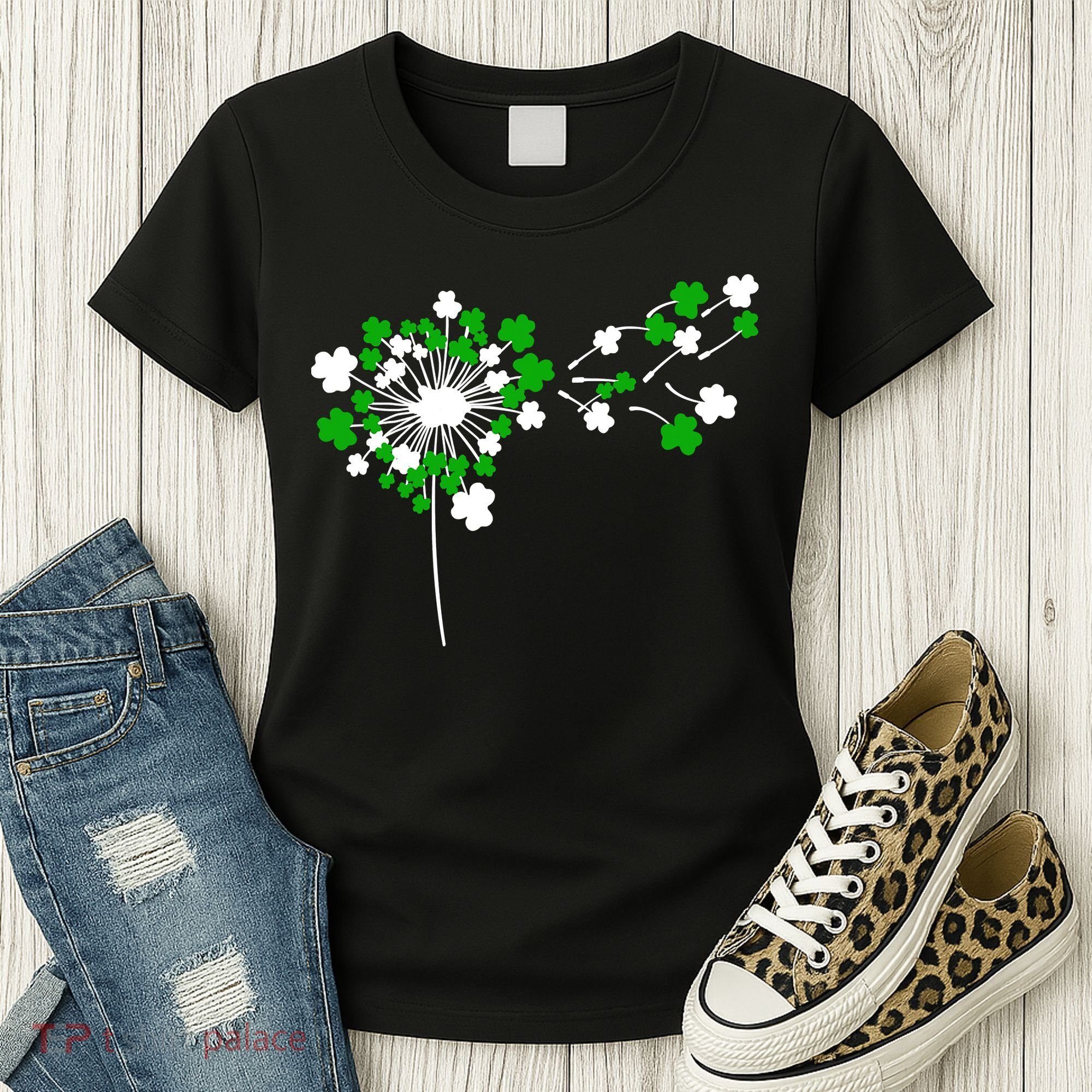 Dandelion Happy St Patricks Day Irish Lucky Clover Shamrock Women's T-Shirt