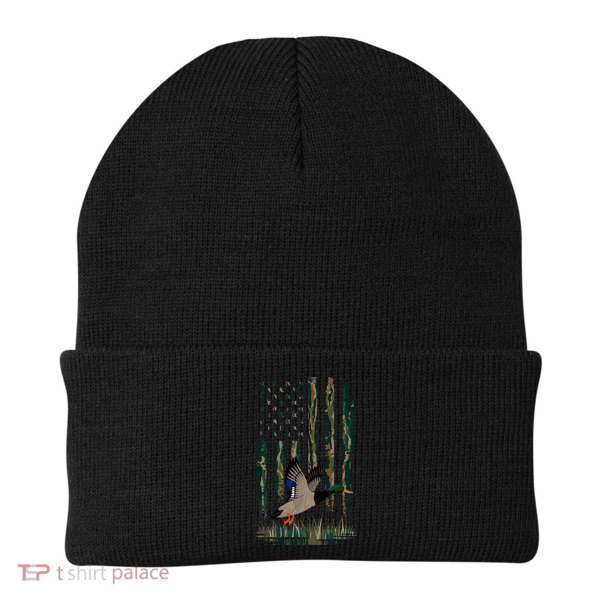 Duck Hunting Waterfowl Hunters Camo Flag Beanie