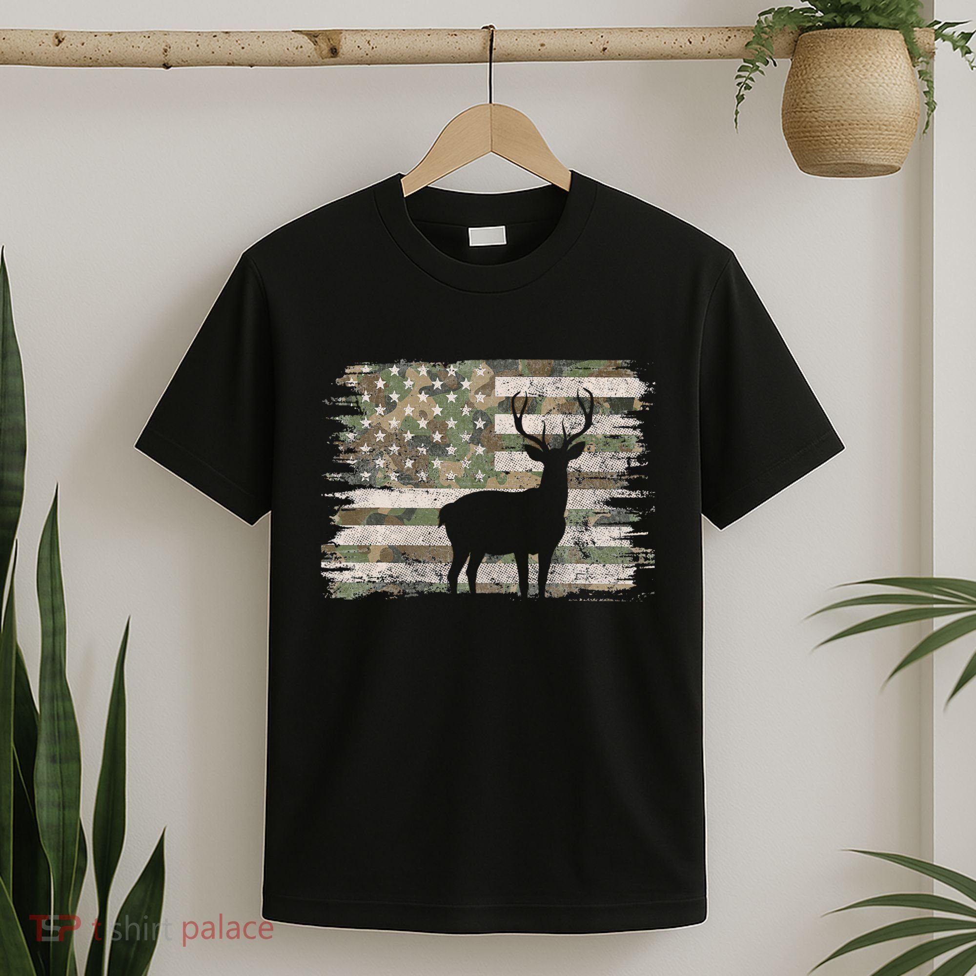 Deer Hunting Whitetail Camo American Us Flag Elk Buck T-Shirt